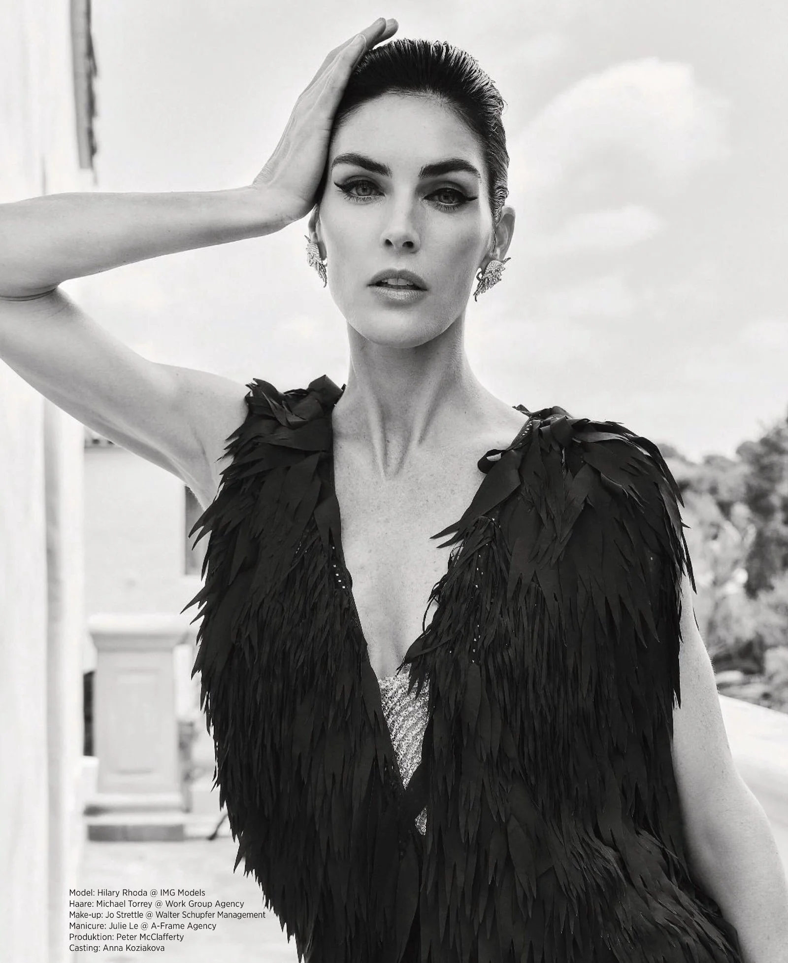 Hilary Rhoda-by-Sofia-Mauro-Harpers-Bazaar-Germany-Augusy-2024-7.jpeg