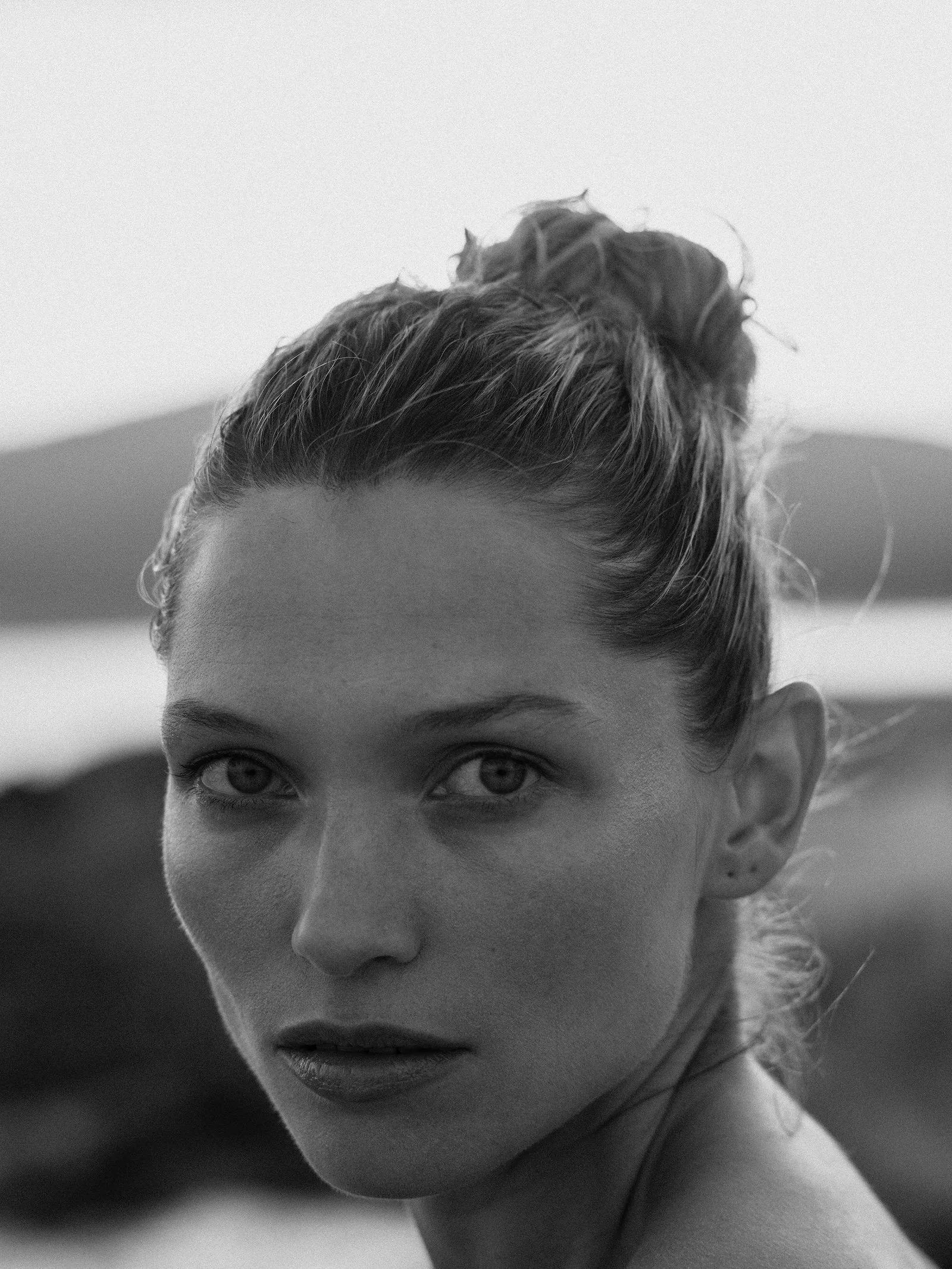 Hana-Jirickova-by-Paul-Morel-Harper's-Bazaar-US-August-2024-3.jpg