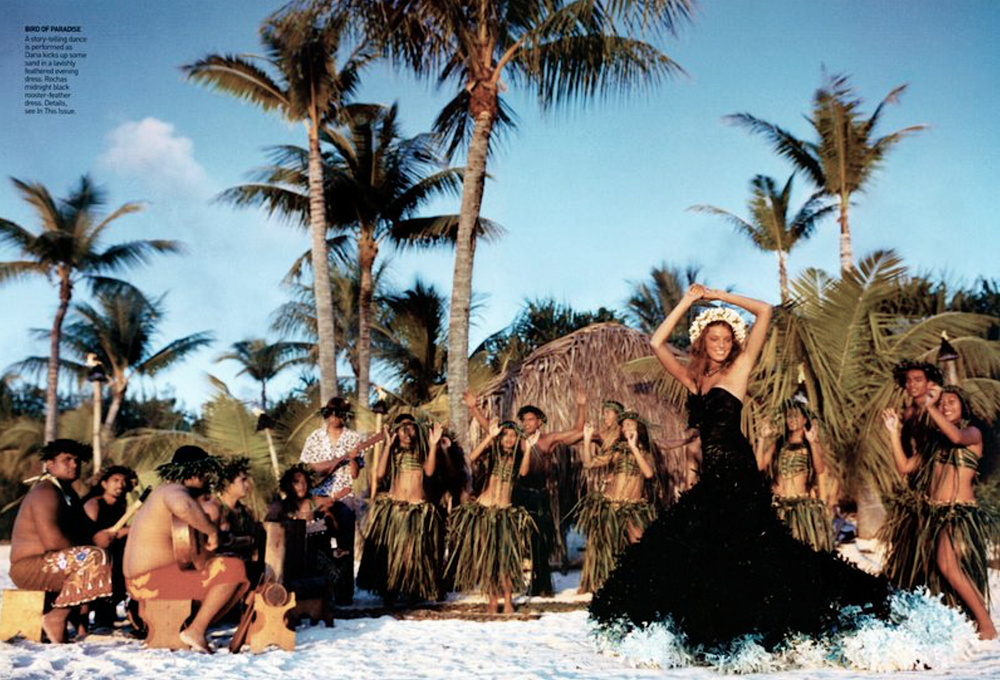 Daria Werbowy-by-Patrick-Demarchelier-Bora-Bora-Vogue-US-December-2004-10.png