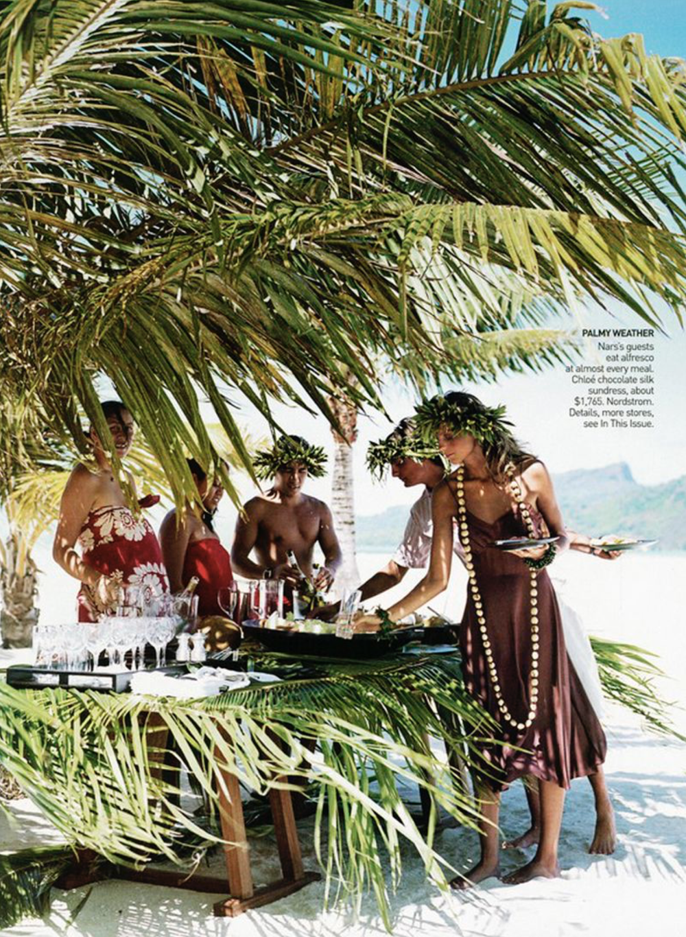 Daria Werbowy-by-Patrick-Demarchelier-Bora-Bora-Vogue-US-December-2004-9.png