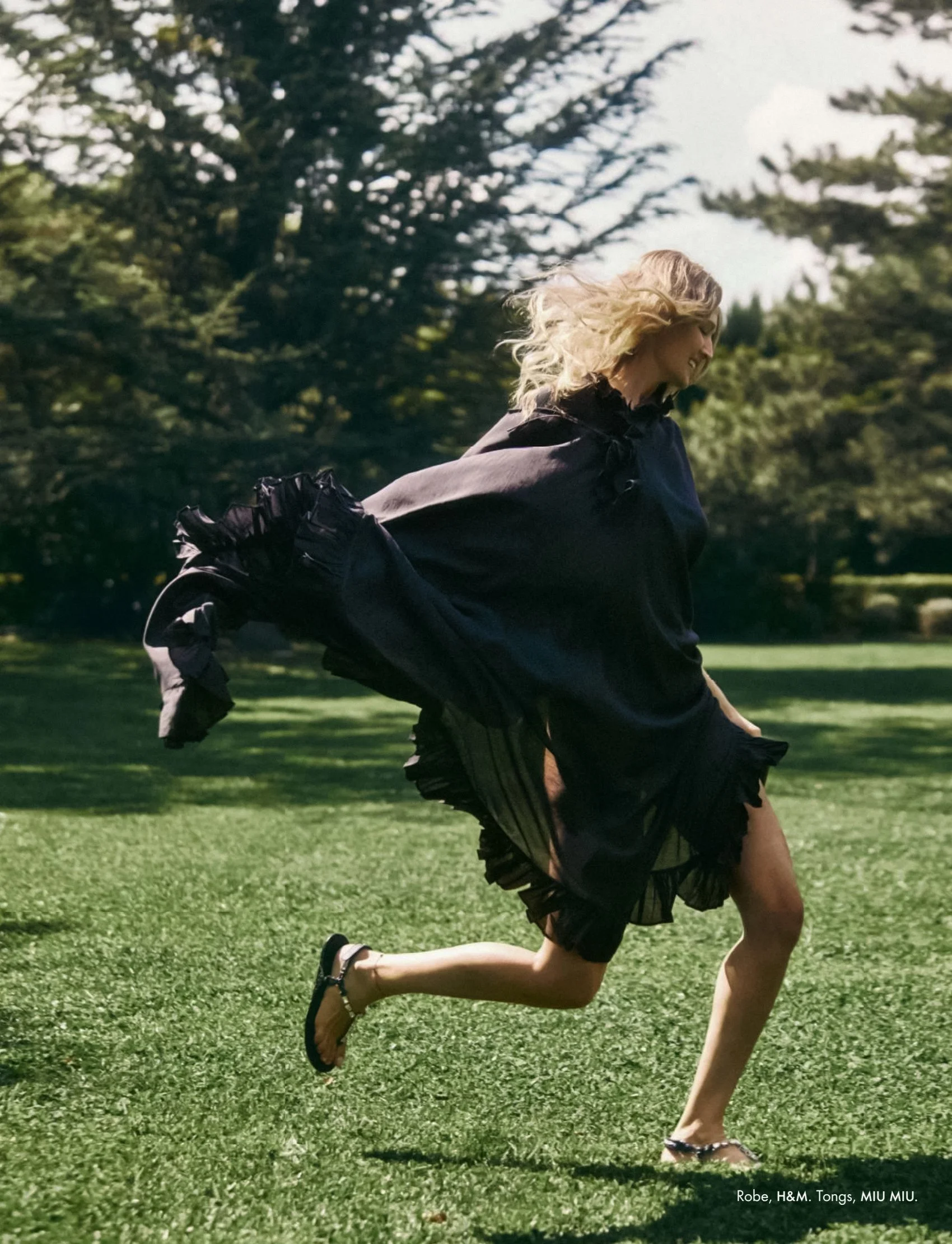 Toni=Garrn-by-Xavi-Gordo-ELLE-France-Aug-8-2024-13.jpeg