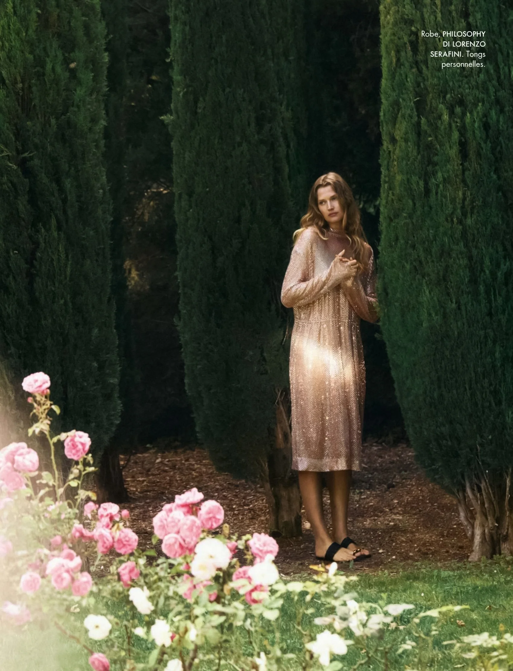 Toni=Garrn-by-Xavi-Gordo-ELLE-France-Aug-8-2024-15.jpeg
