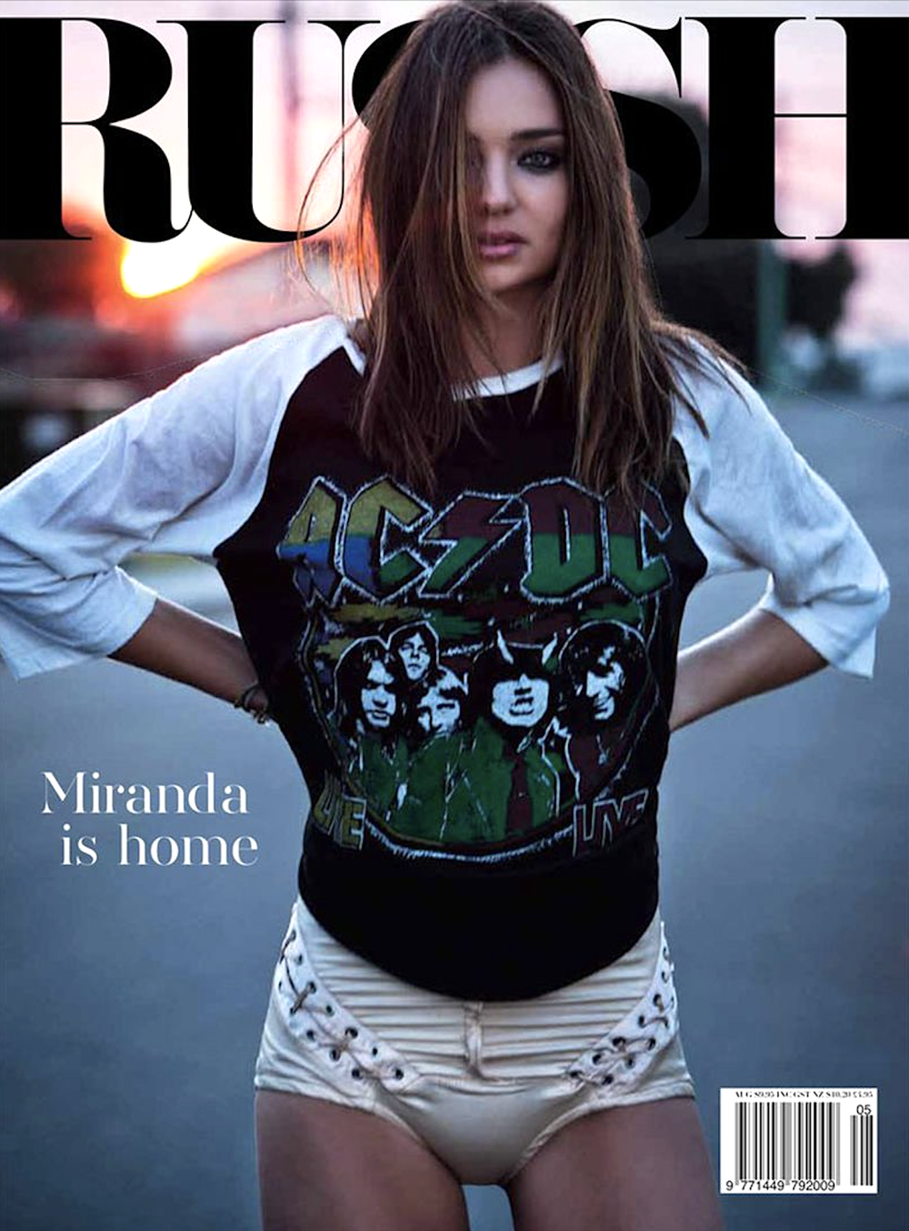 Miranda-Kerr-by-Hugh-Lippe-Russh-October-2012-21.png