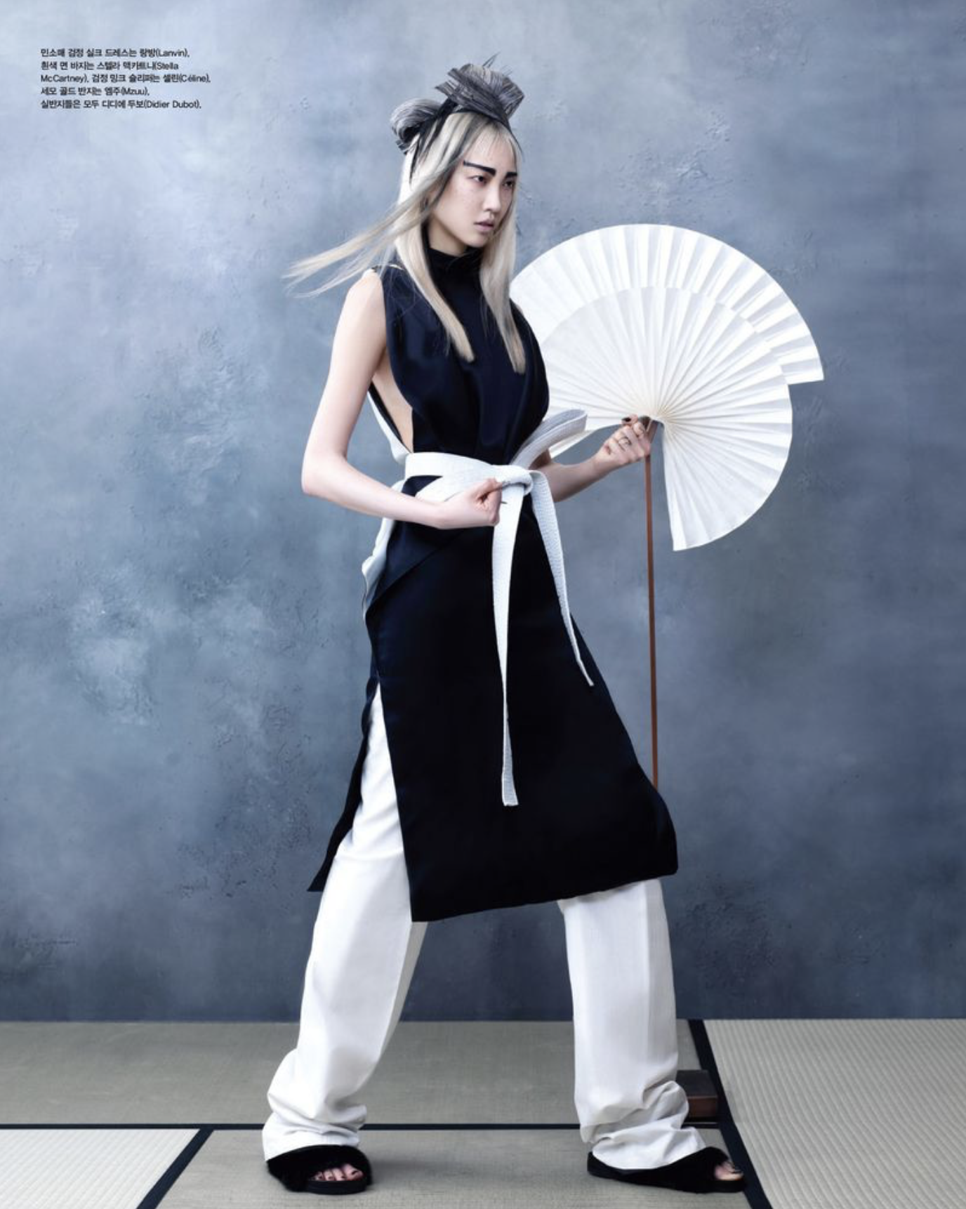 Soo-Joo-Park-by-Hyea-W-Kang-Vogue-Korea-June-2013-11.png