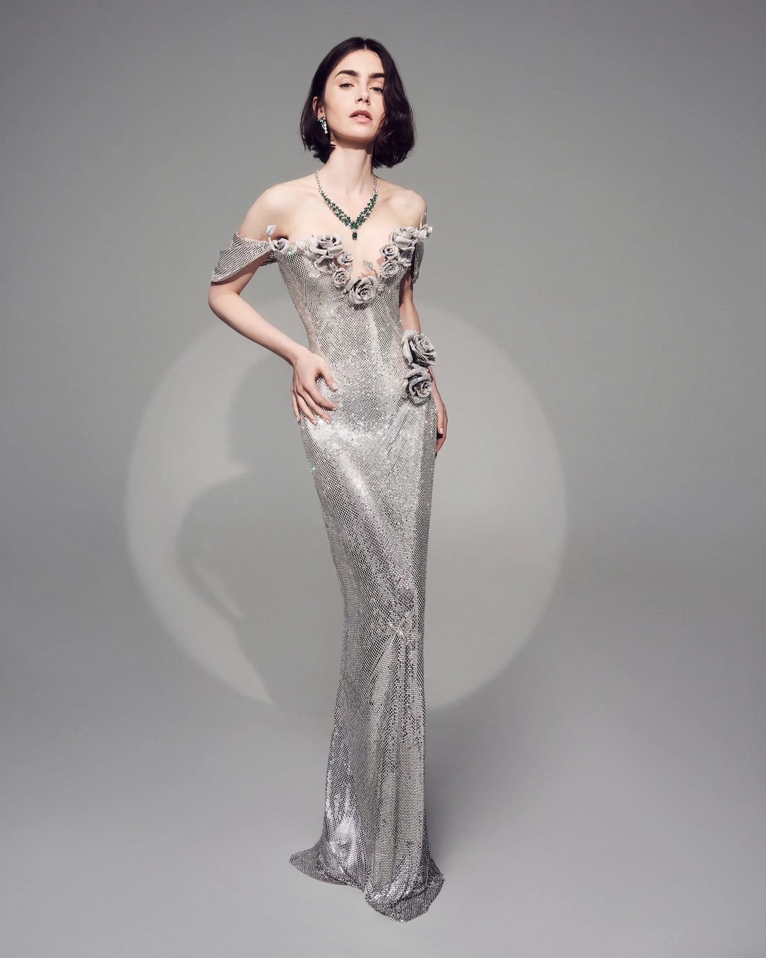Lily-Collins-by-Benjamin-Becker-Harpers-Bazaar-Thailand-August-2024-4.jpeg