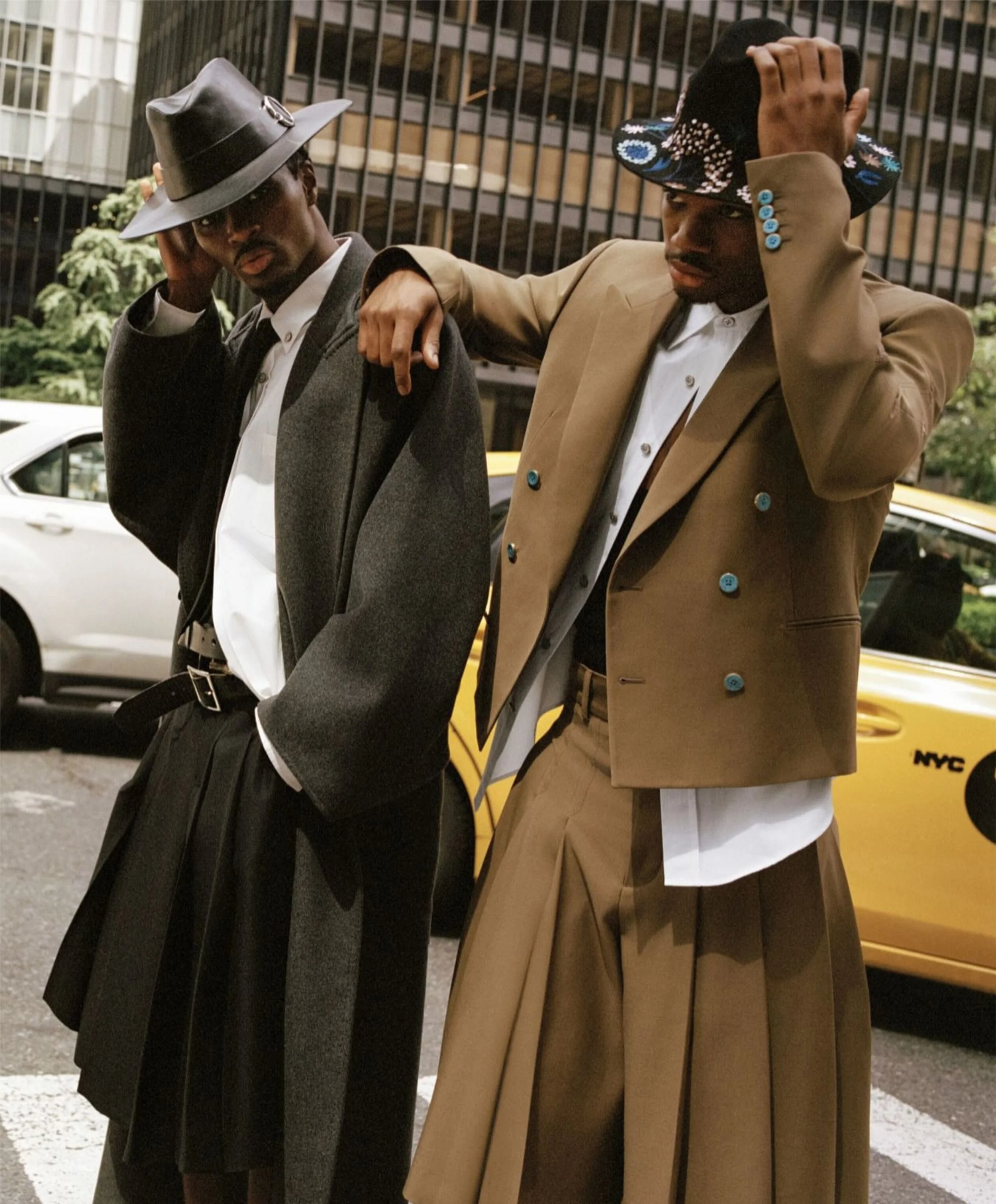 Hat-Tricks-Sean-Thomas-US-Vogue-September-2024-7.jpeg