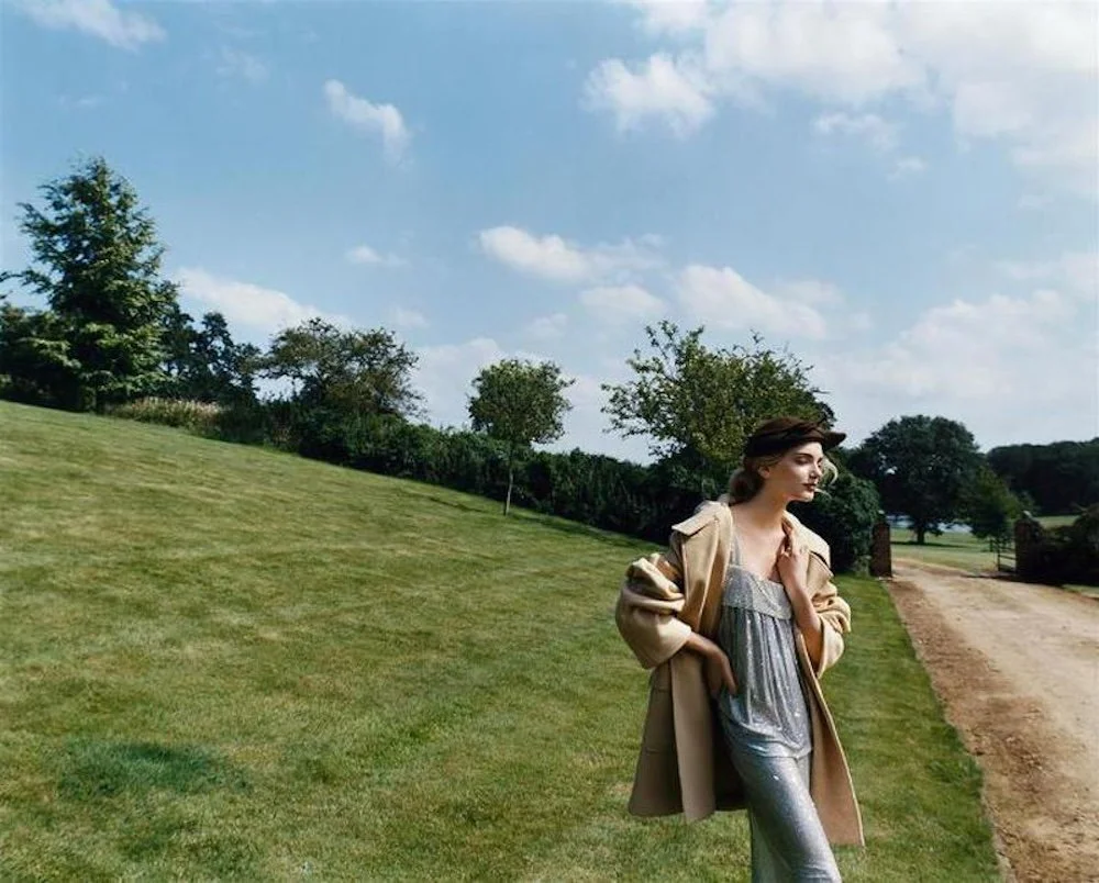 Lily-Donaldson-by-Carter-Smith-British-Vogue-December-2005-4.jpg