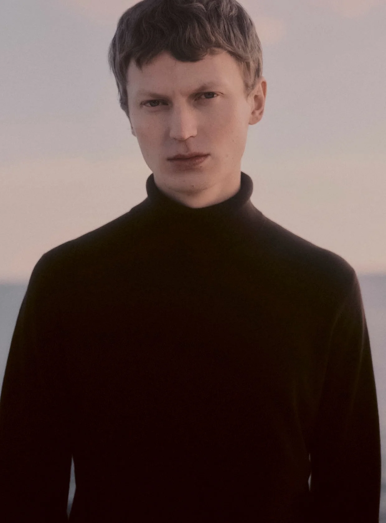 Darren-Gwynn-Come-Une-Carezza-Vogue-Italia-September-2024-6.jpg