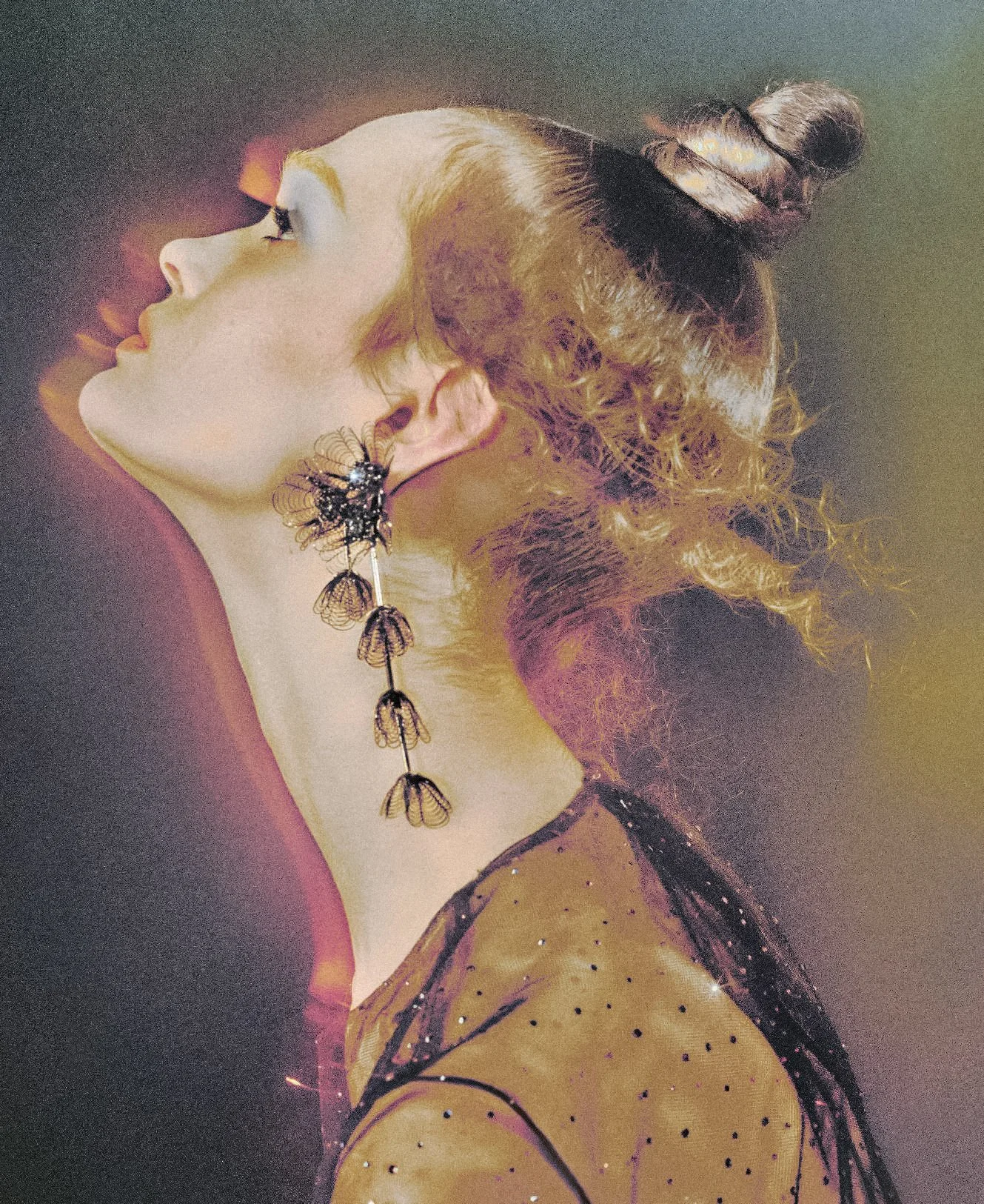Lulu-Tenney-by-Elizaveta-Porodina-Harpers-Bazaar-Italia-September-2024-1.jpeg