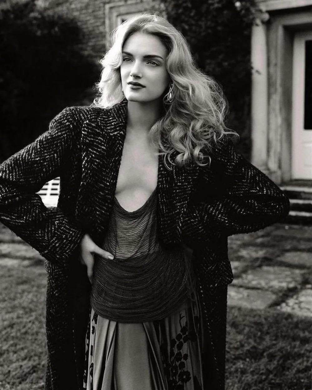 Lily-Donaldson-by-Carter-Smith-British-Vogue-December-2005-5.jpg