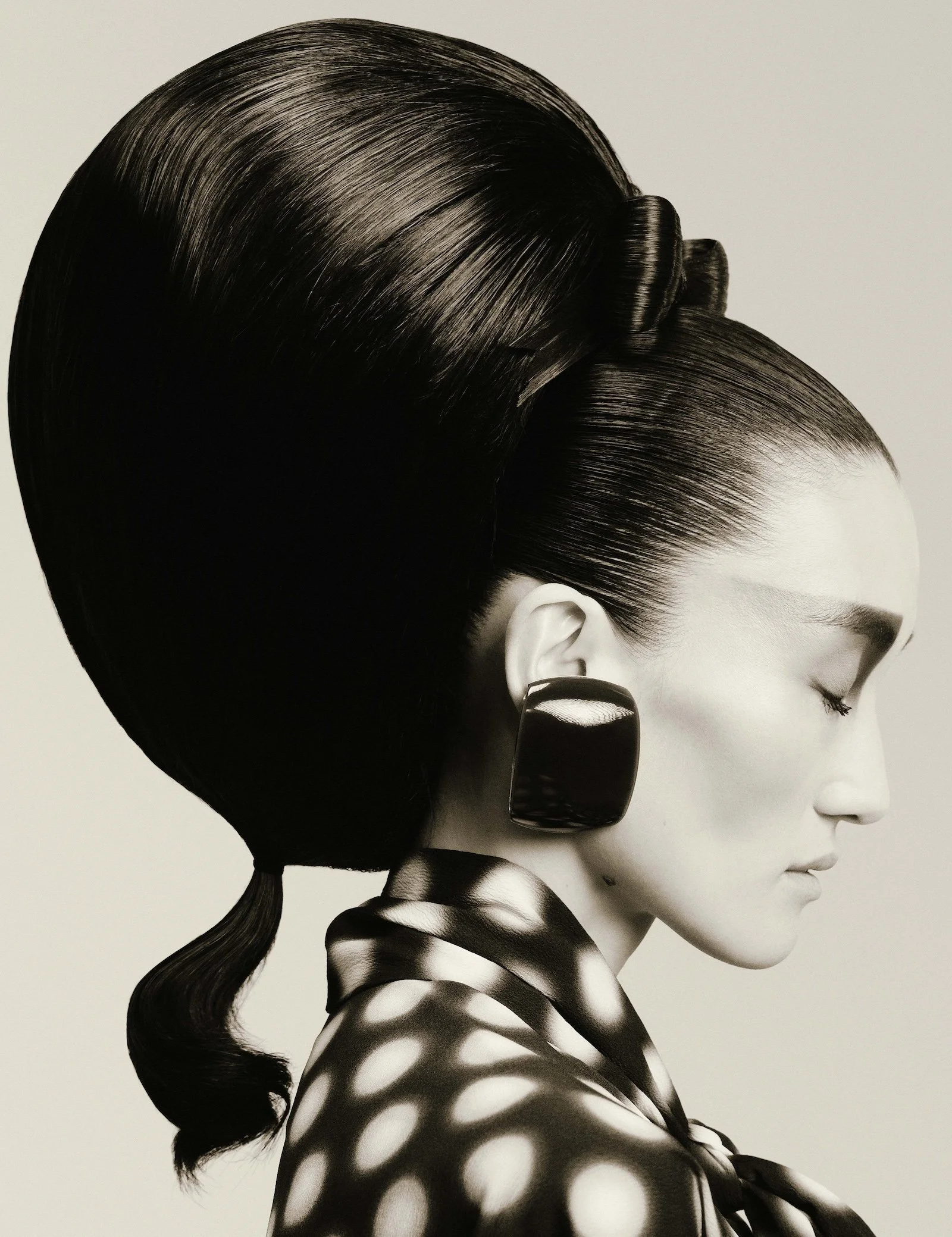 Lina-Zhang-by-Zhong-Lin-Phantasm-w-magazine-china-volume-9-17.jpeg