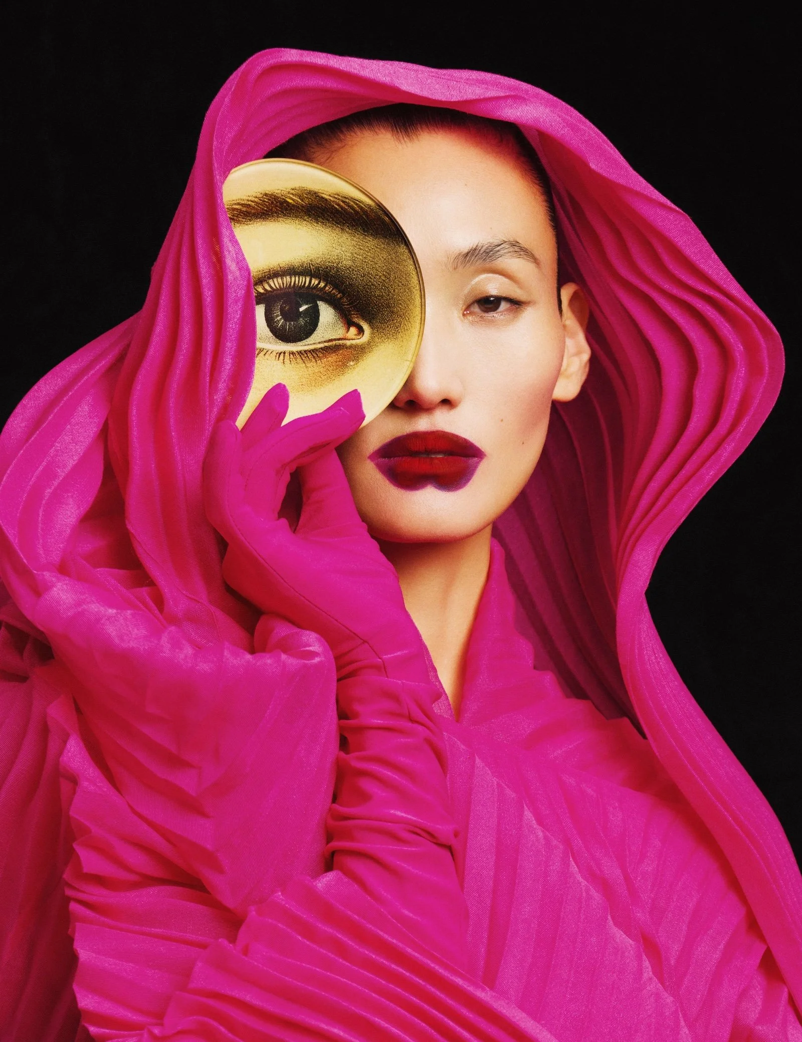 Lina-Zhang-by-Zhong-Lin-Phantasm-w-magazine-china-volume-9-4.jpg