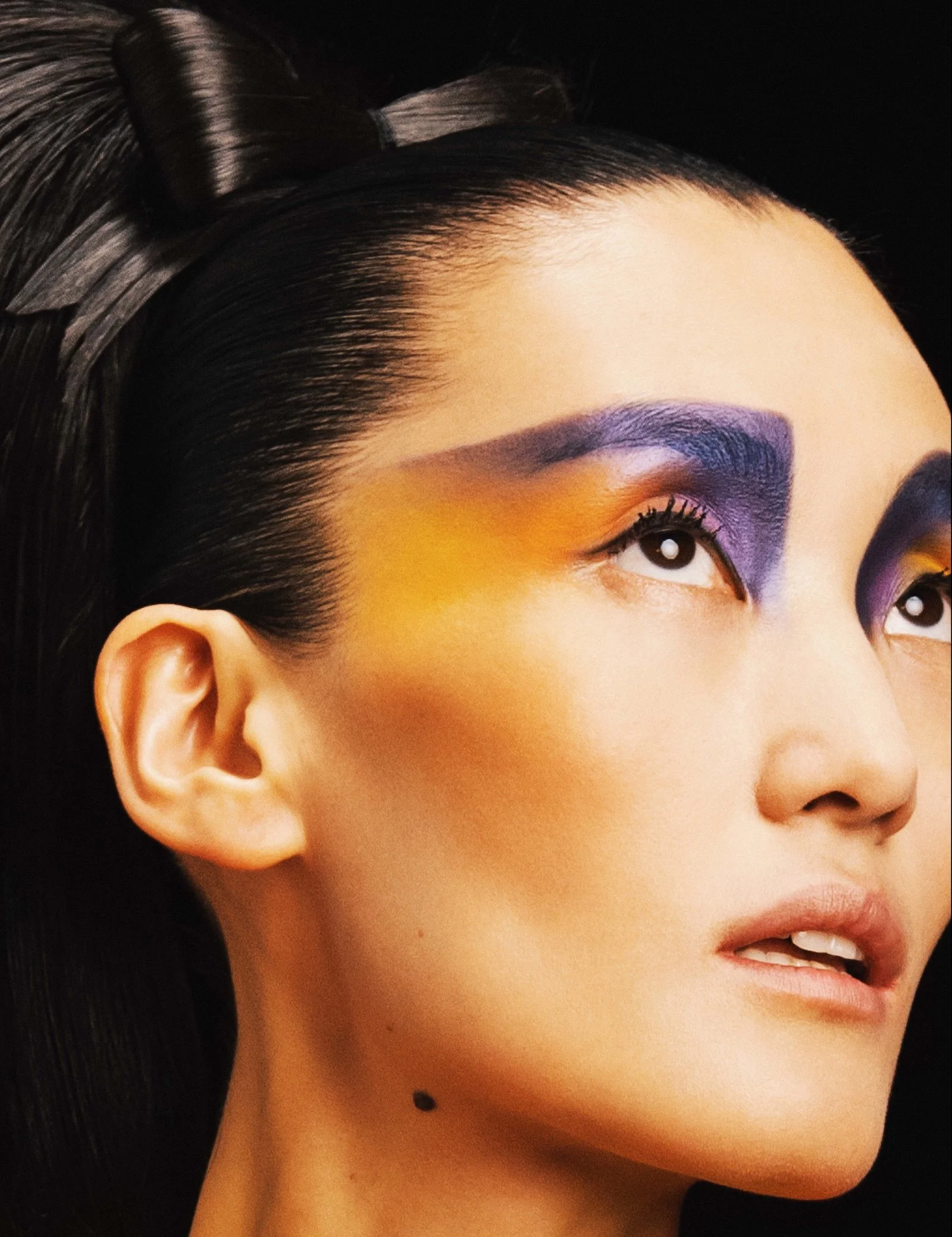 Lina-Zhang-by-Zhong-Lin-Phantasm-w-magazine-china-volume-9-14.jpeg