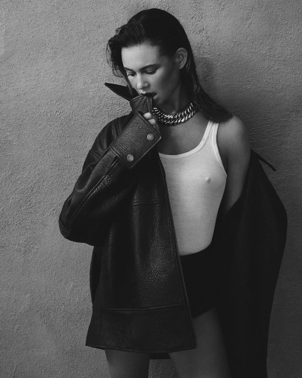 Behati-Prinsloo-by-Jonny-Marlow-Harpers-Bazaar-Greece-October 2024-3.jpeg