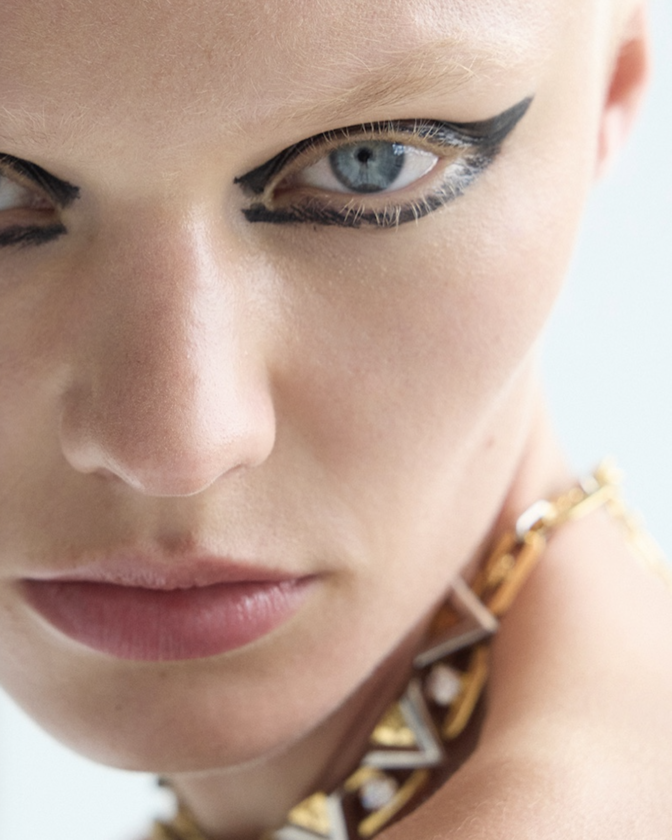 Vilma-Sjoberg-in-Louis-Vuitton-for-SCMP-Style-10.png