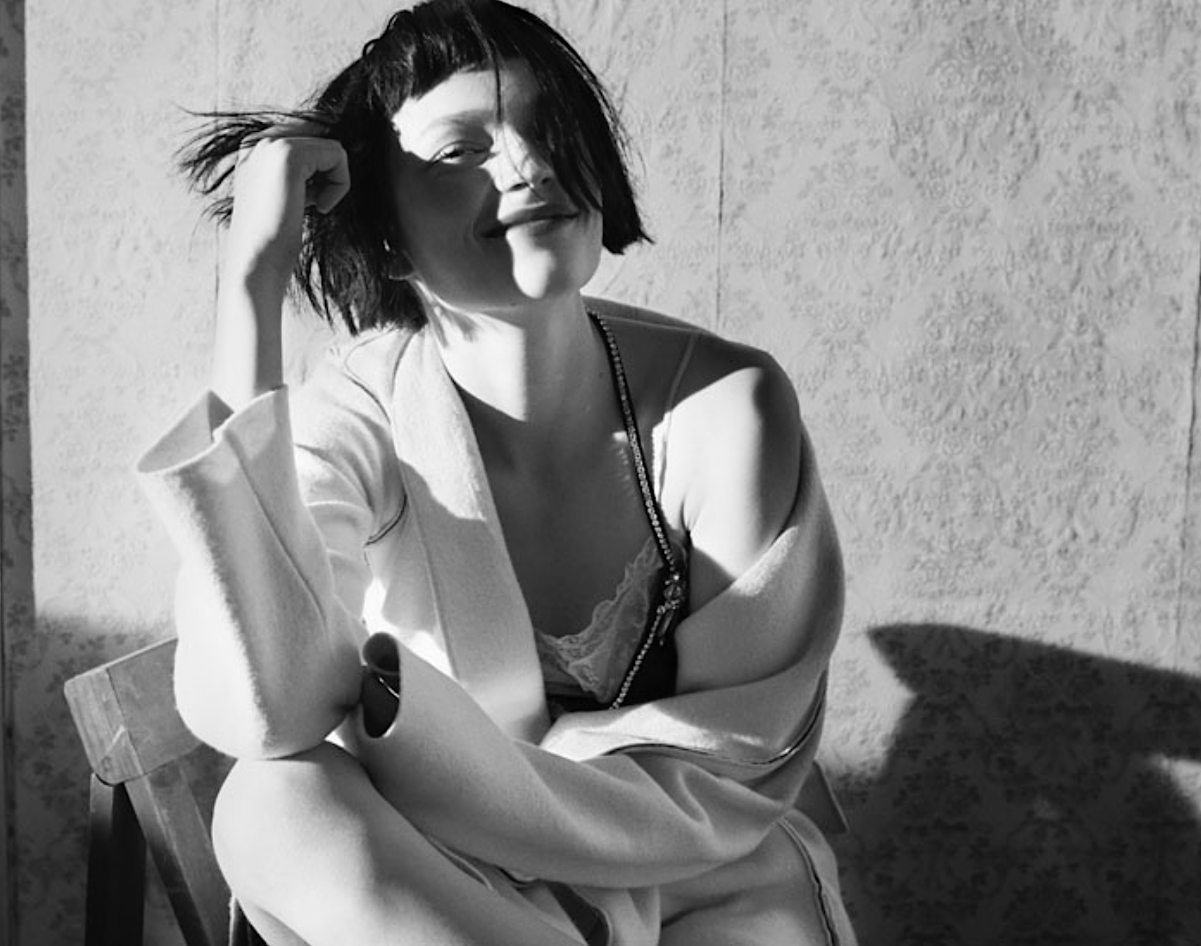 Sophie-Ahrens-by-Josh-Olins-Vogue-UK-July-2015-7.png