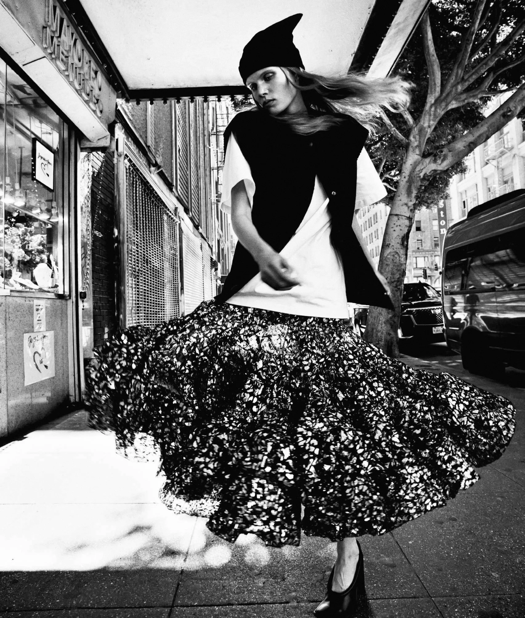 Ida-Heiner-by-Glen-Luchford-D-La-Repubblica-Fall-Fashion-Issue-4-11.jpg