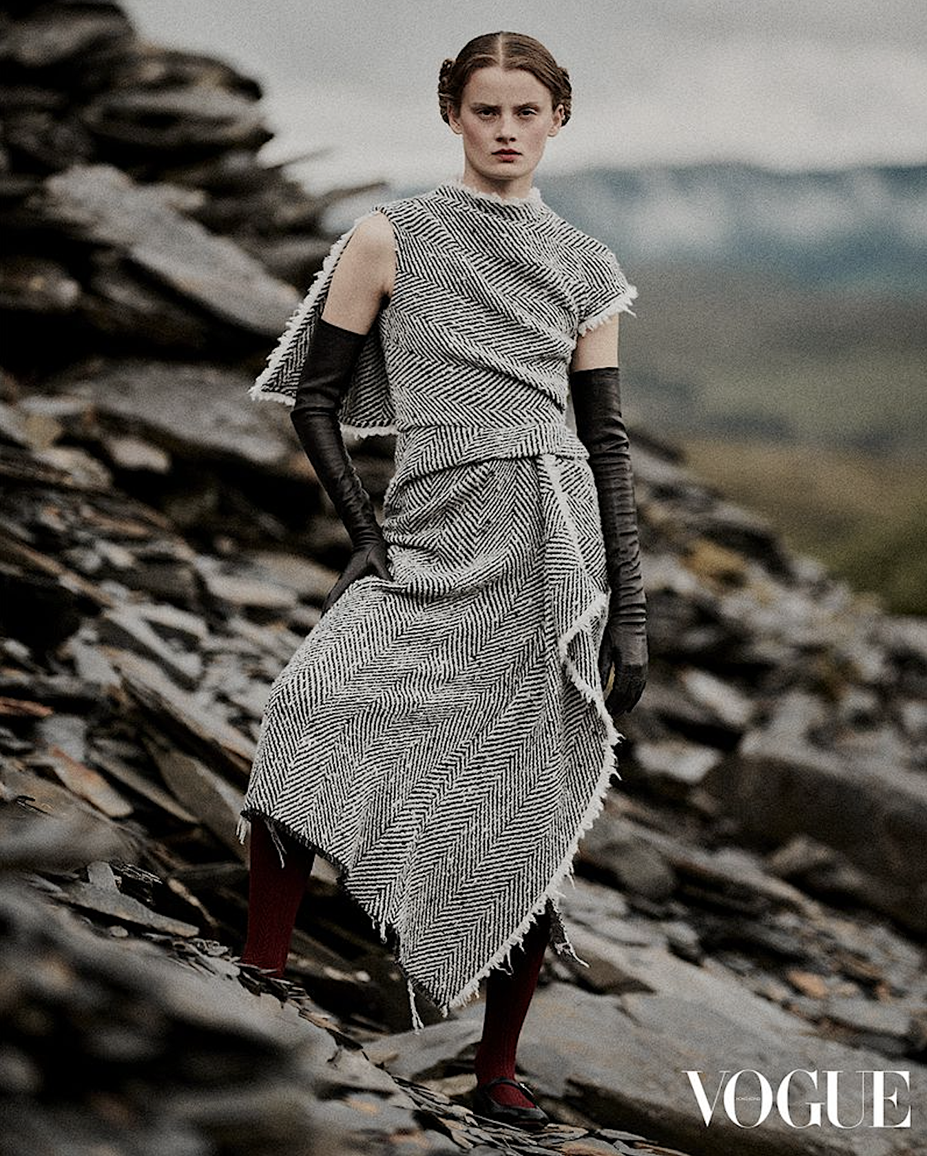 Saunders-by-Daniel-Benson-Vogue-Hong-Kong-August=2024-11.png