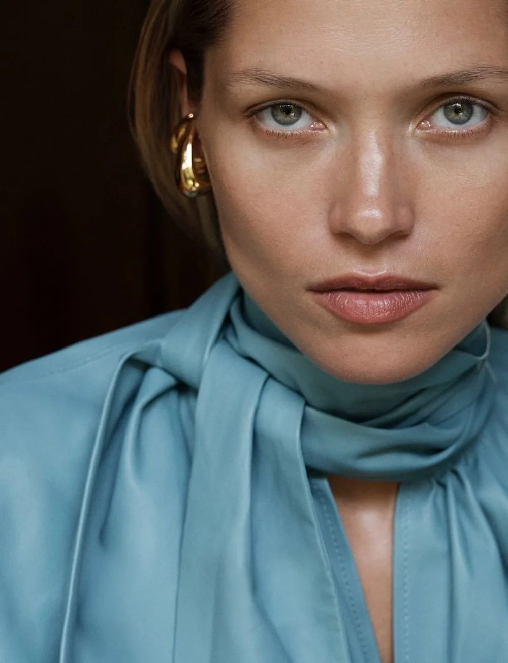 Hana-Jirickova-by-Amie-Milne-Vogue-Thailand-September-2024-15.jpg