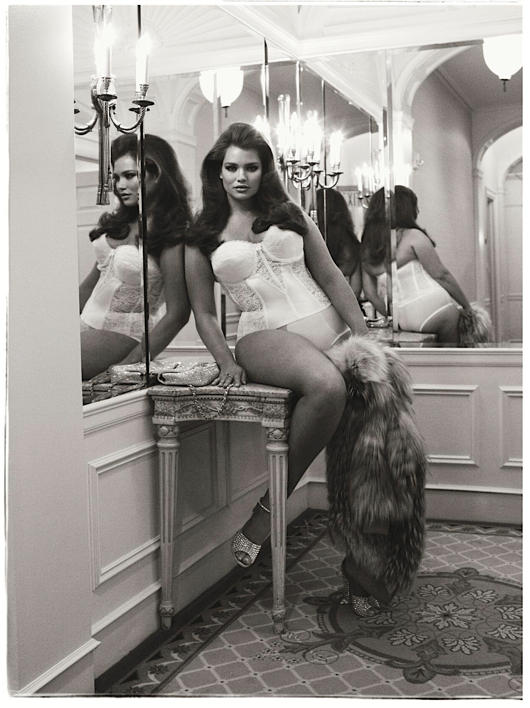 Belle-Verre-by-Steven-Meisel-Vogue-Italia-June-2011-17.png