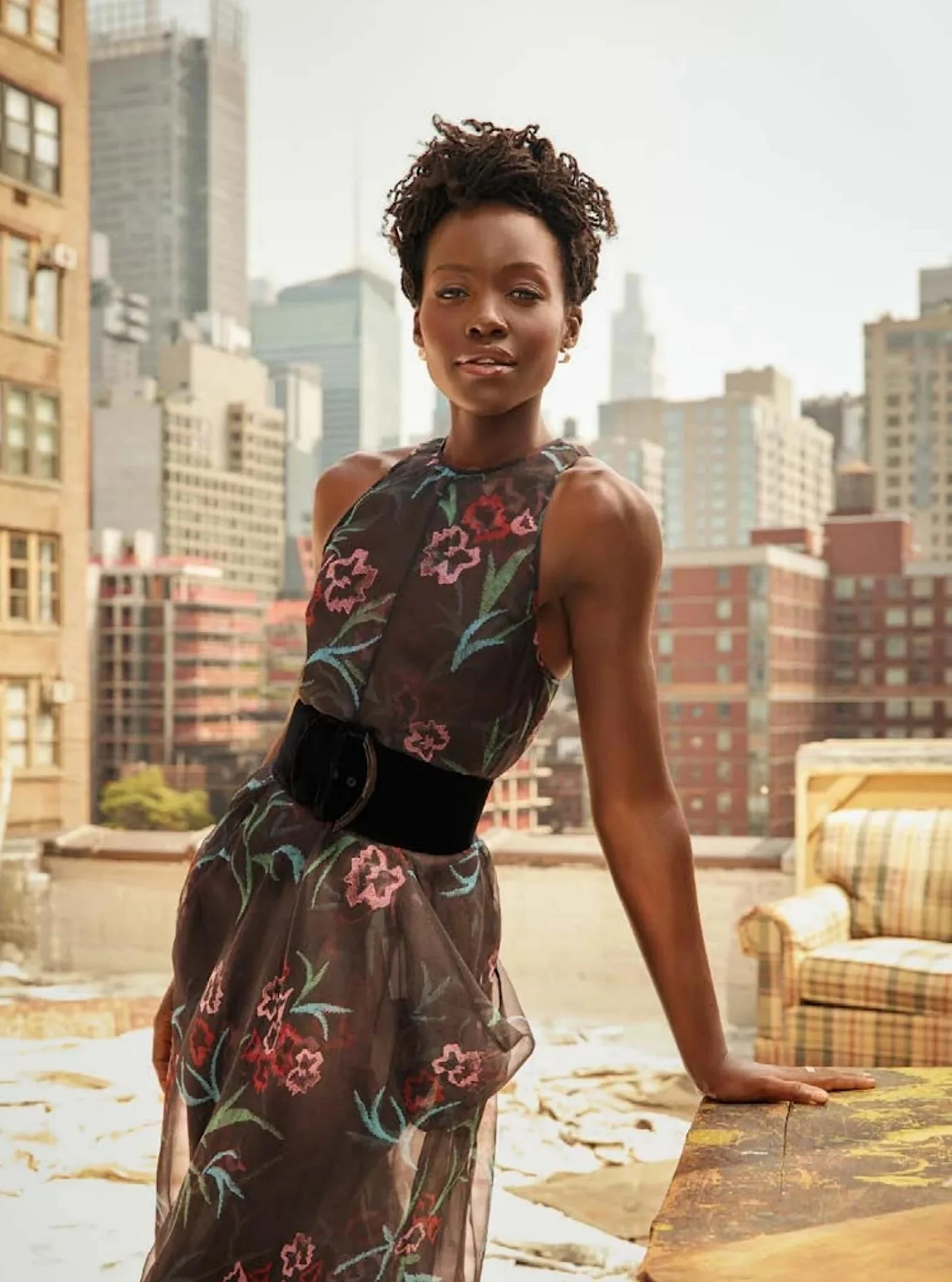 Lupita-Nyongo-by-Alexi-Lubomirski-Harpers-UK-November-2024-6.jpeg