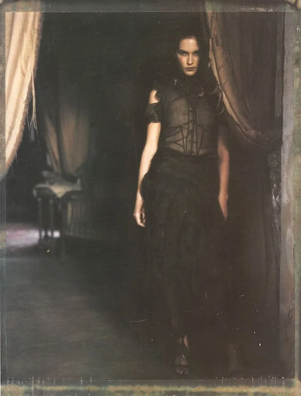 Erin-Wasson-by-Paolo-Roversi-Vogue-Italia-August-2008-1.jpg