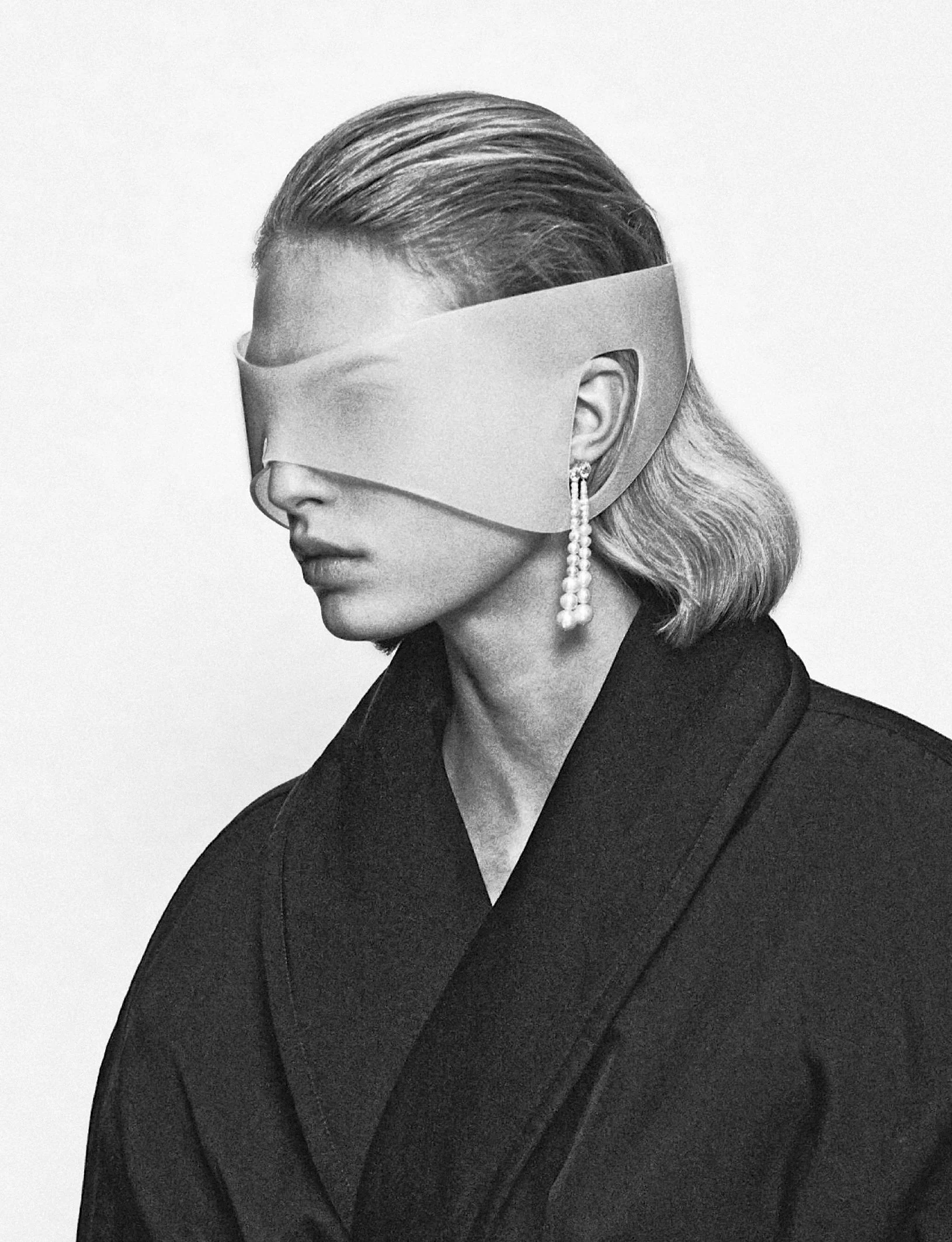 Karolina-Spakowski-by-Mark-Kean-Harpers-Bazaar-France-October-2024-10.jpeg