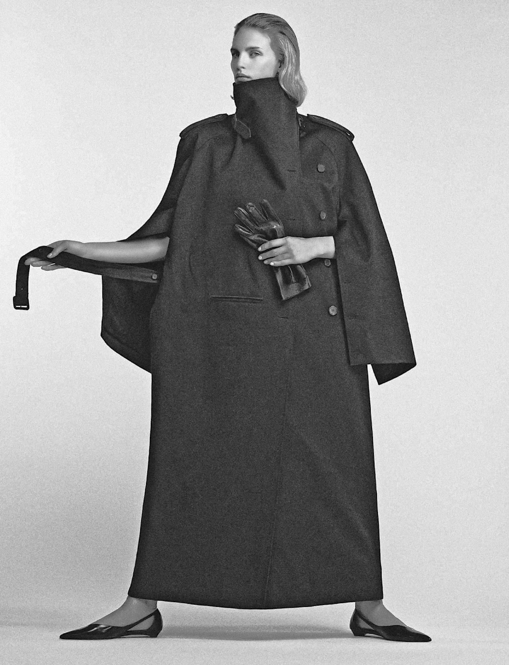 Karolina-Spakowski-by-Mark-Kean-Harpers-Bazaar-France-October-2024-6.jpeg