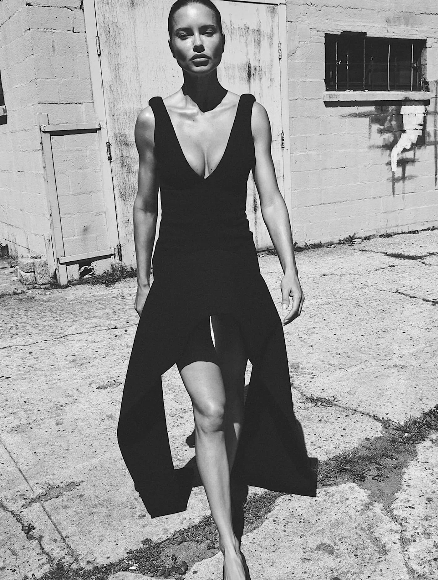 Adriana-Lima-by-Daniel-Jackson-Vogue-Espana-November-2024-5.jpeg