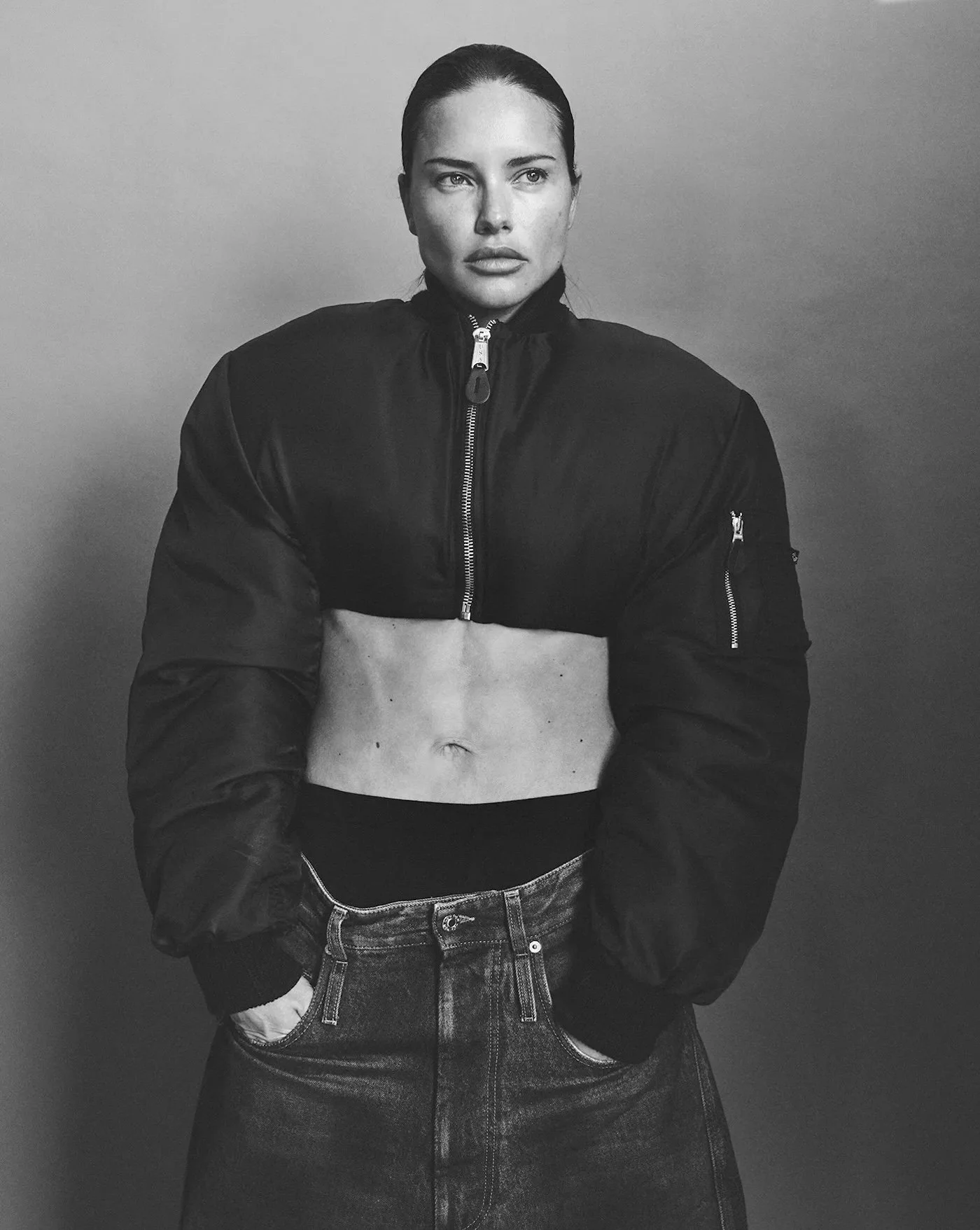 Adriana-Lima-by-Daniel-Jackson-Vogue-Espana-November-2024-13.jpeg