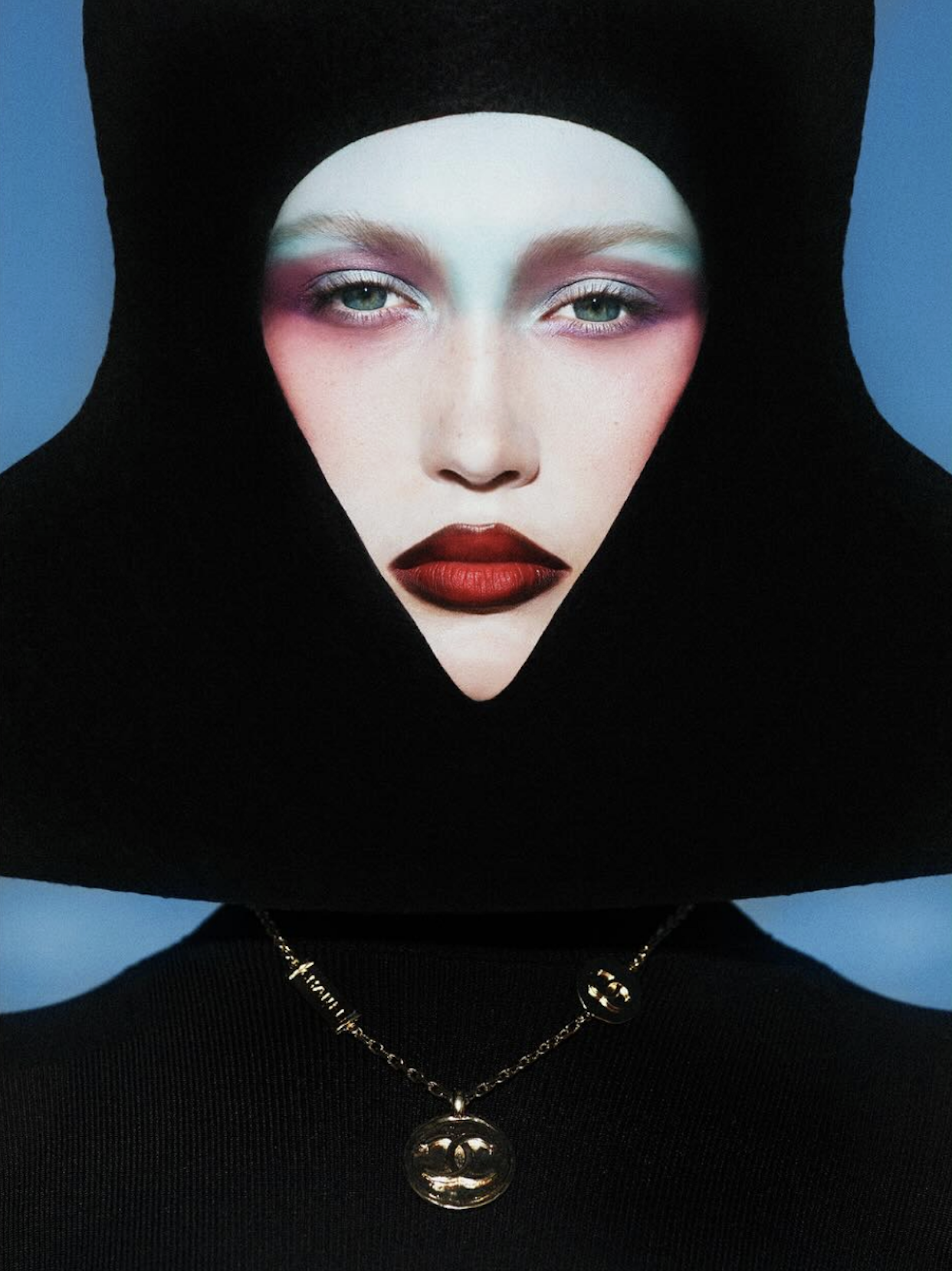 Vike-Evseeva-by-Txema-Yeste-Numero-France-October-2024-1.png