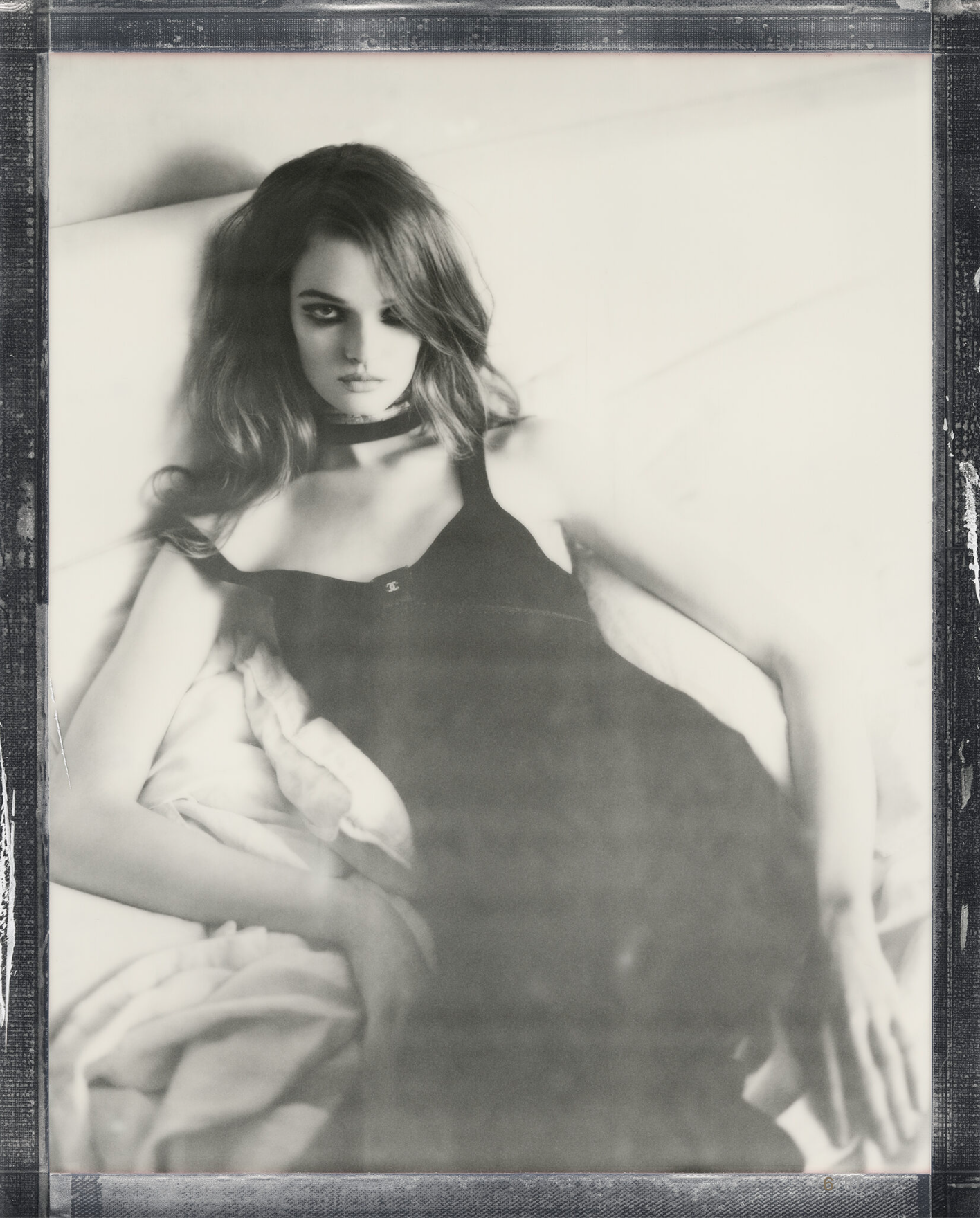 Lulu-Tenney-by-Nikolai-von-Bismark-V-Magazine-October-2024-9.png