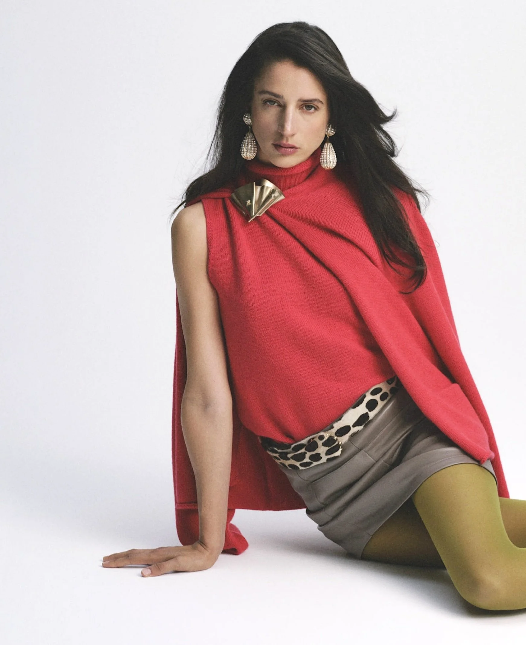 Rachel-Marx-by-Josephine-Lochern-Harpers-Bazaar-November-2024-8.jpeg