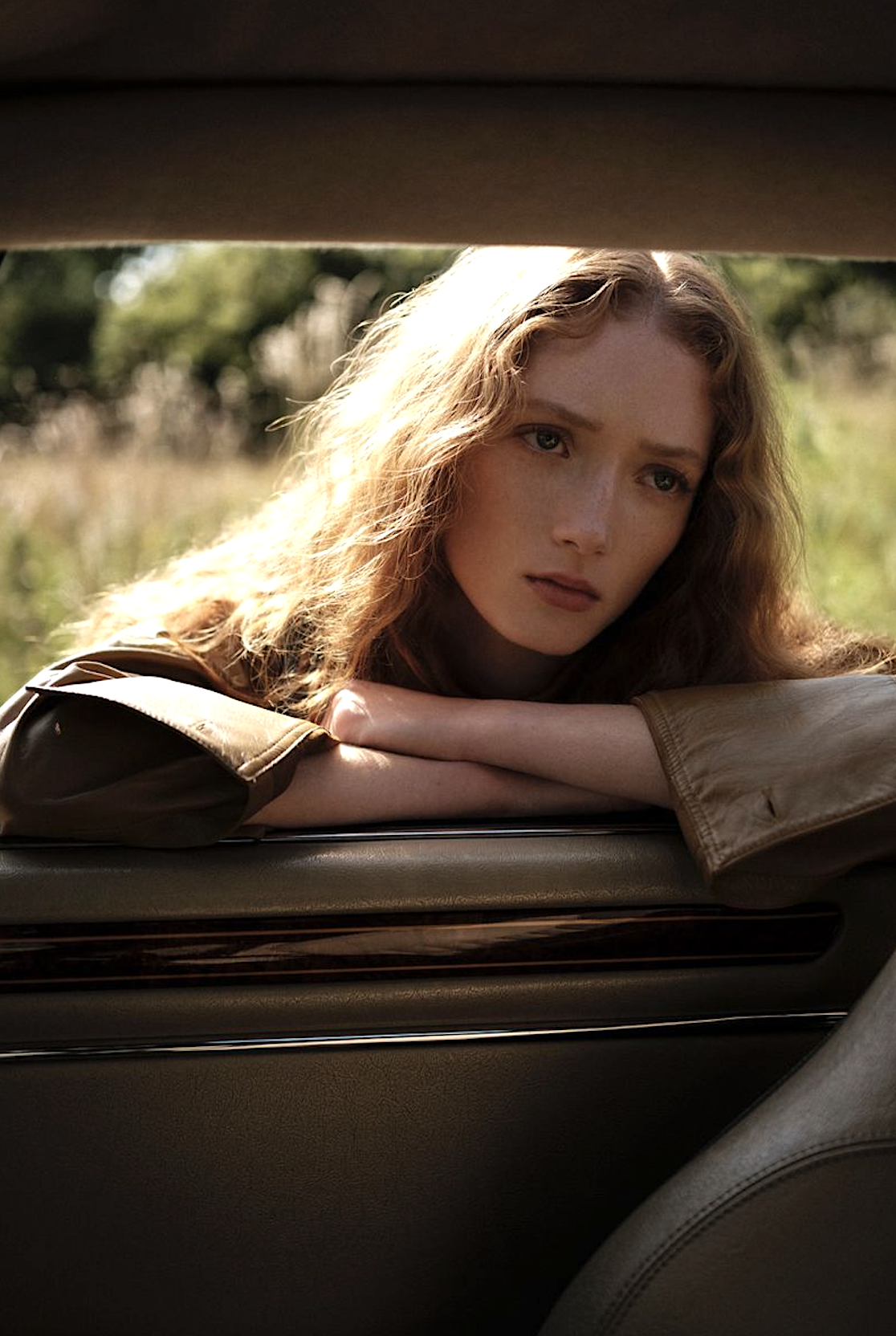 Lydia-Reid-by-Juankr-Vogue-Portugal-September-2024-5.png