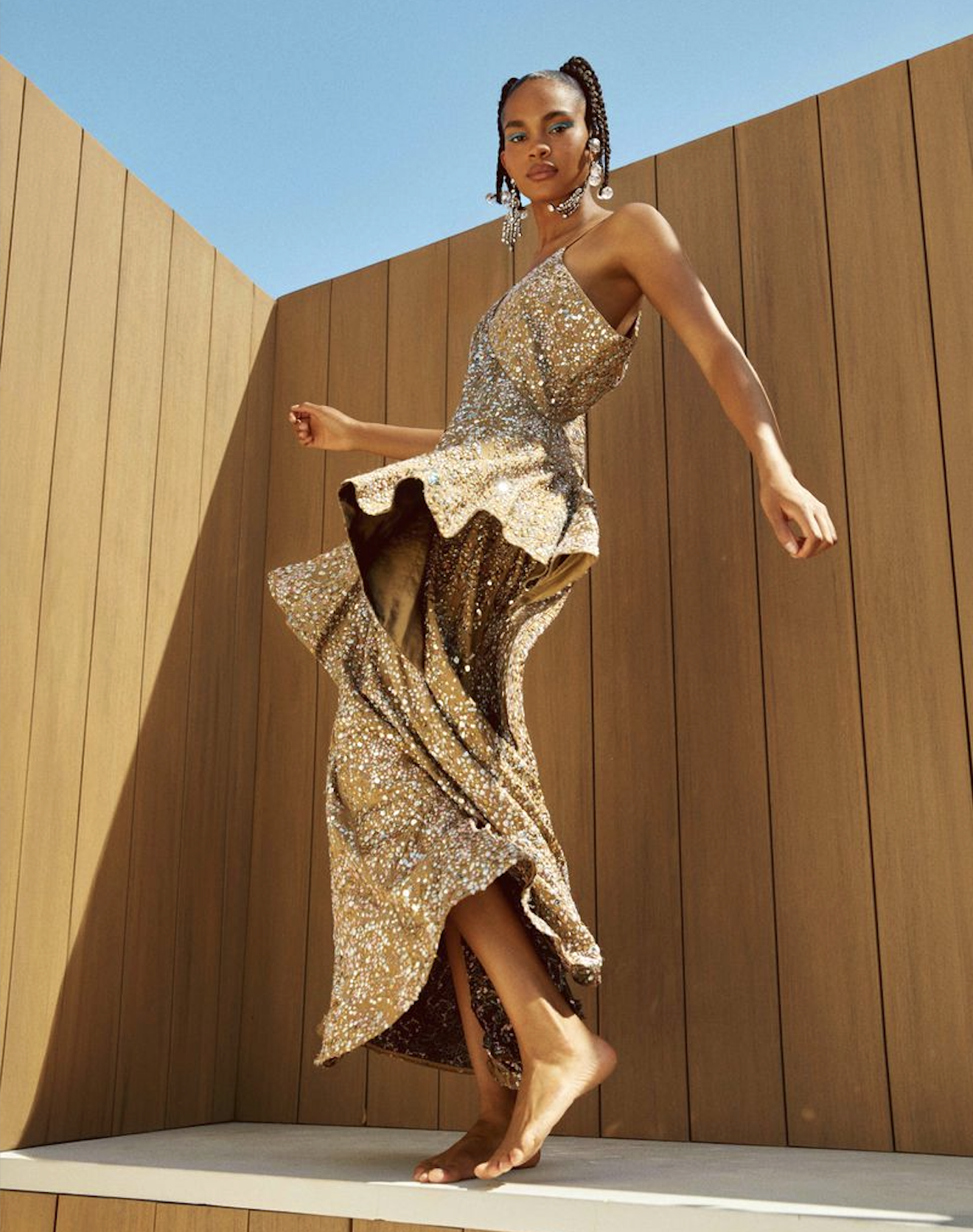 Mirakela-Love-by-Kai-Z-Feng-ELLE-Australia-Louis-Vuitton-3.png