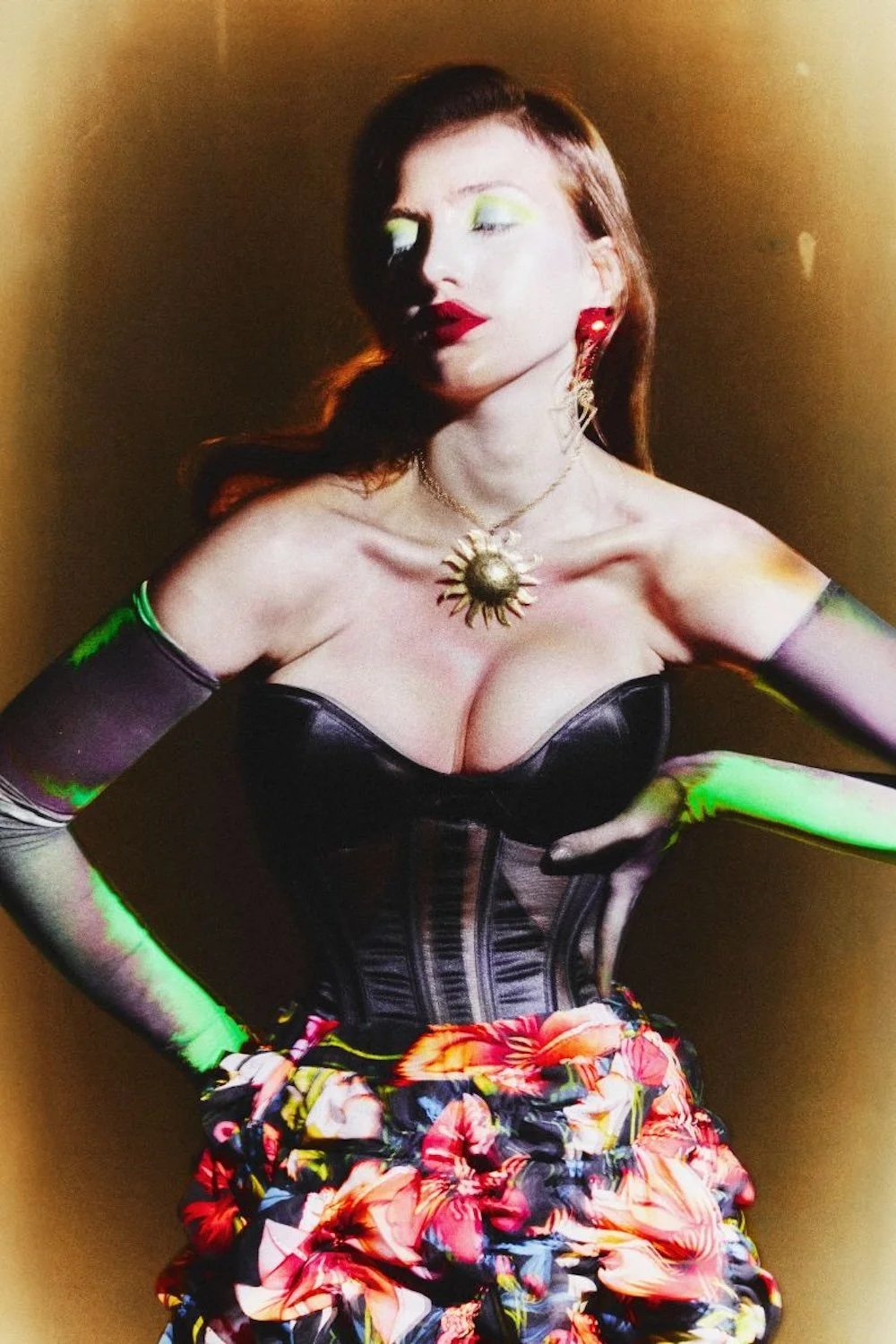 Thom-Rever-by-Vogue-Portugal-September-2024-21.jpg