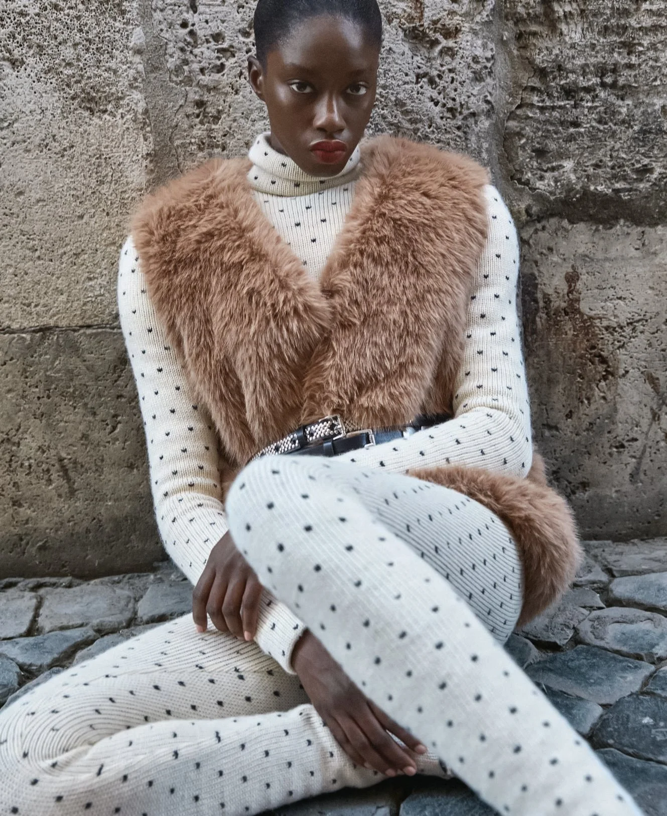 Sheila-Bawar-by-Mauro-Maglione-Harpers-Bazaar-Italia-November-2024-5.jpeg