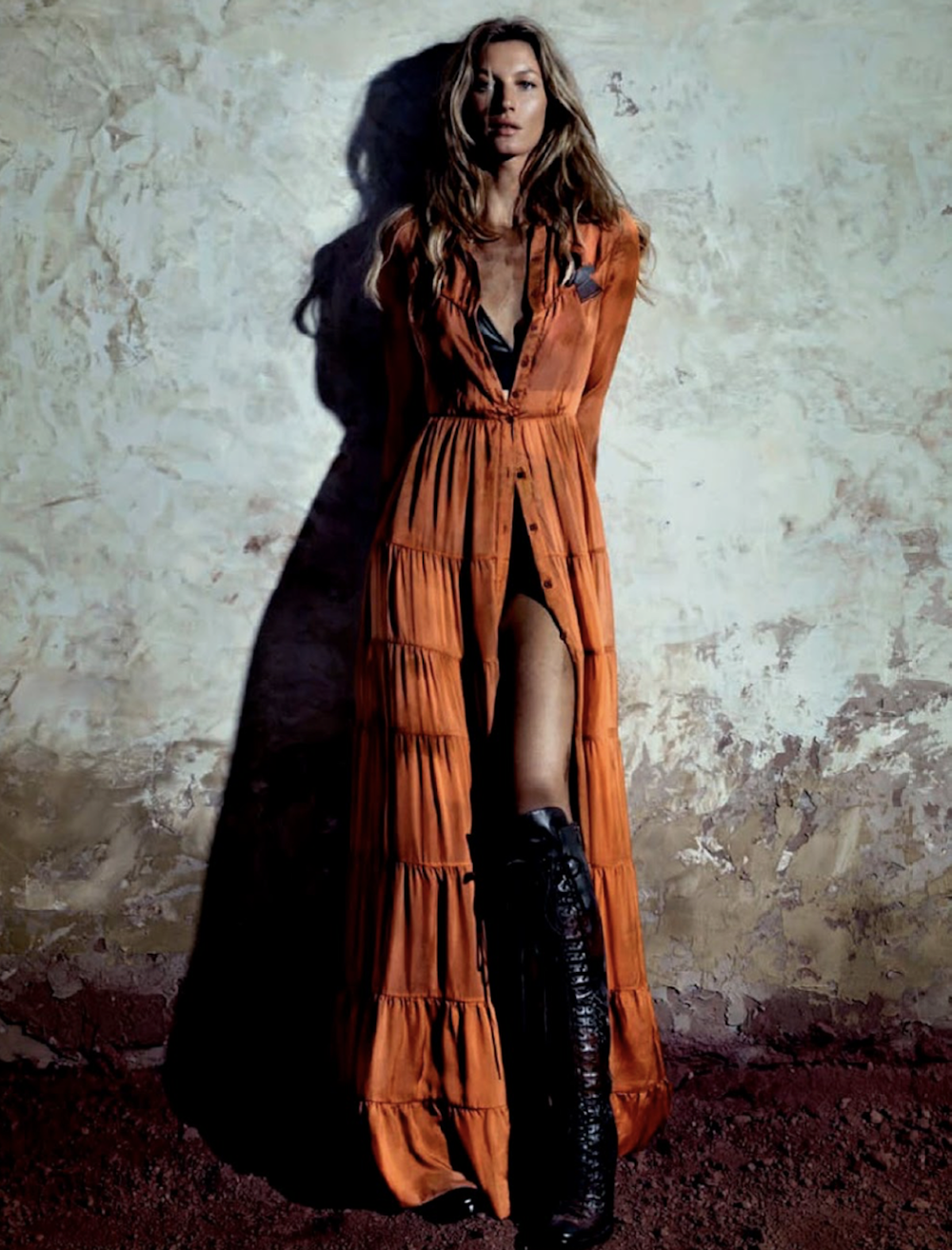 Gisele-Bundchen-by-Paulo-Vainer-Vogue-Brazil-May-2015-5.png