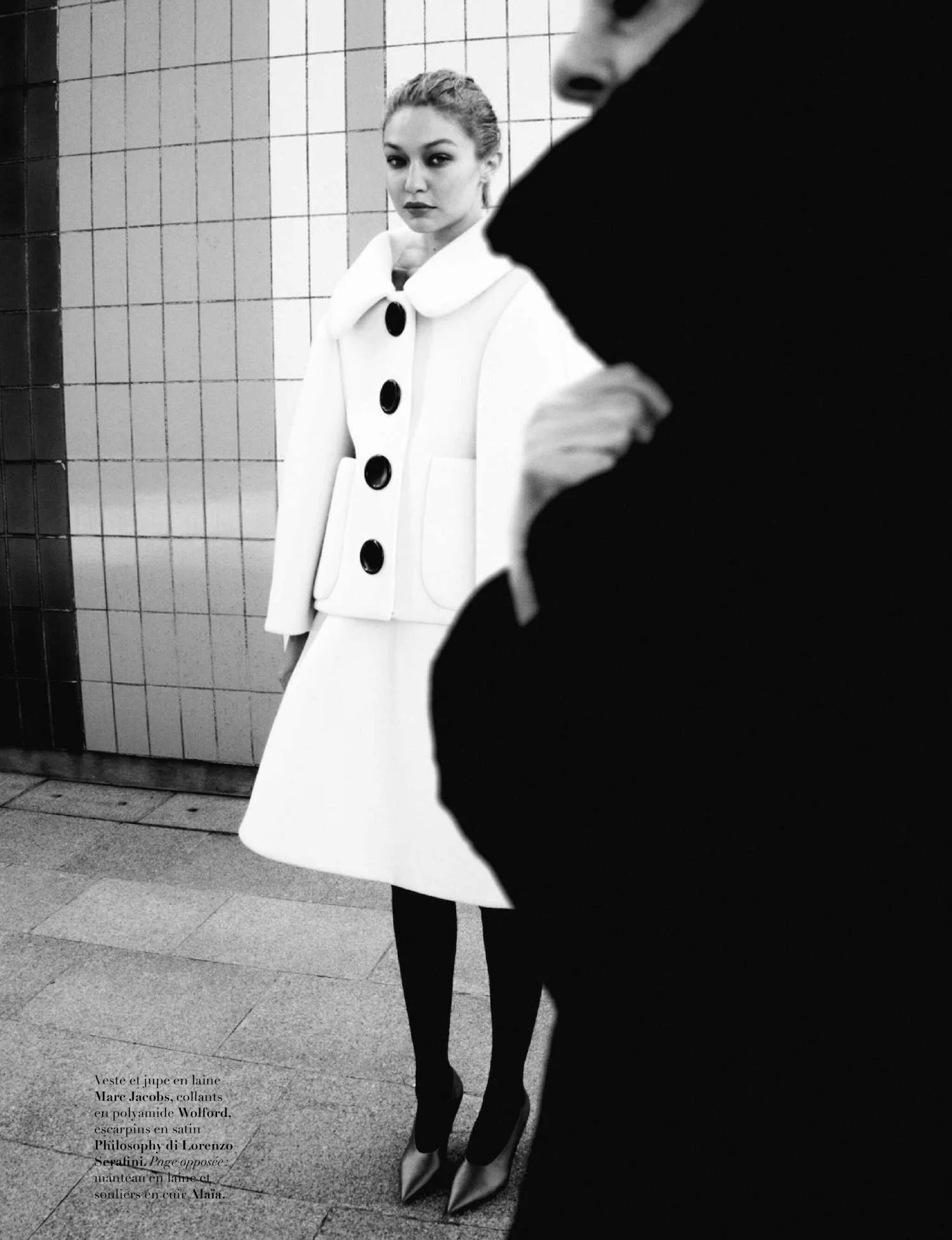 Gigi-Hadid-by-Robin-Galiegue-Bazaar-France-November-2024-7.jpeg