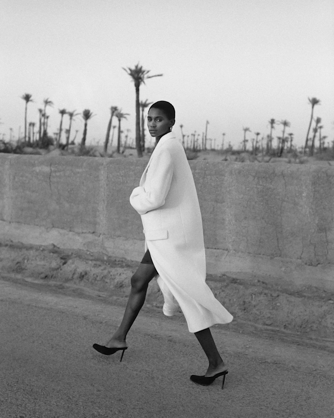Tara-Falla-by-Simon-Eimalem-Vogue-Poland-November-2024-8.jpeg