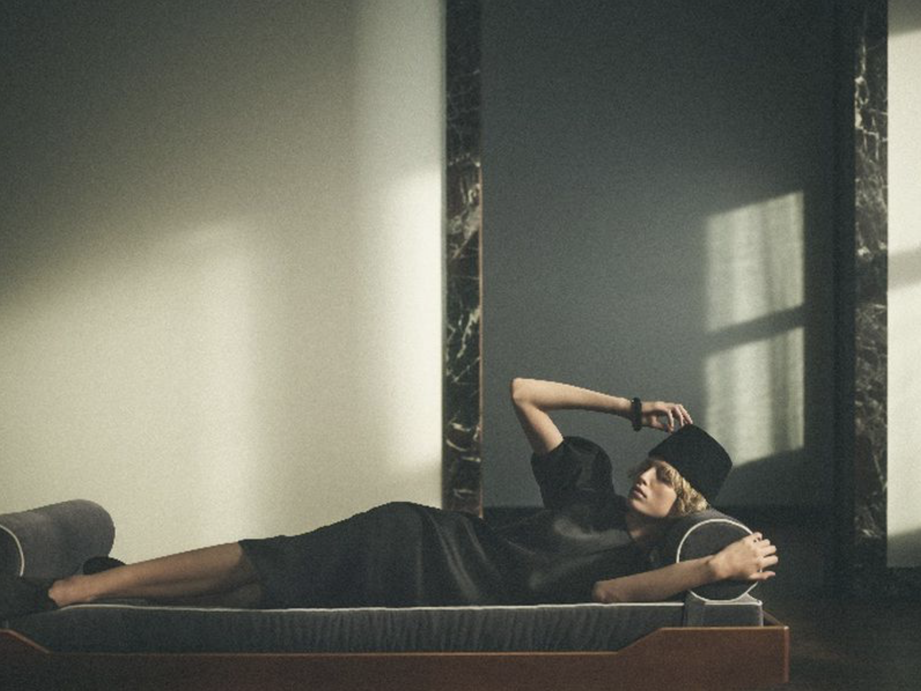 Karolina-Spakowski-by-Annemarieke-Van-Drimmelen-Loro-Piana-Evenings-November-2024-7.png