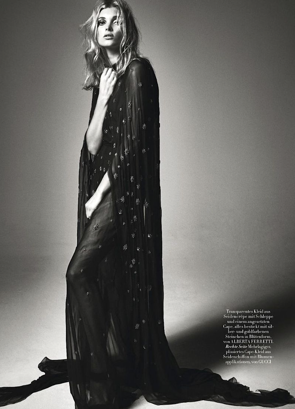 Elsa-Hosk-by-Regan-Cameron-Harpers-Bazaar-Germany-December-2017-10.png