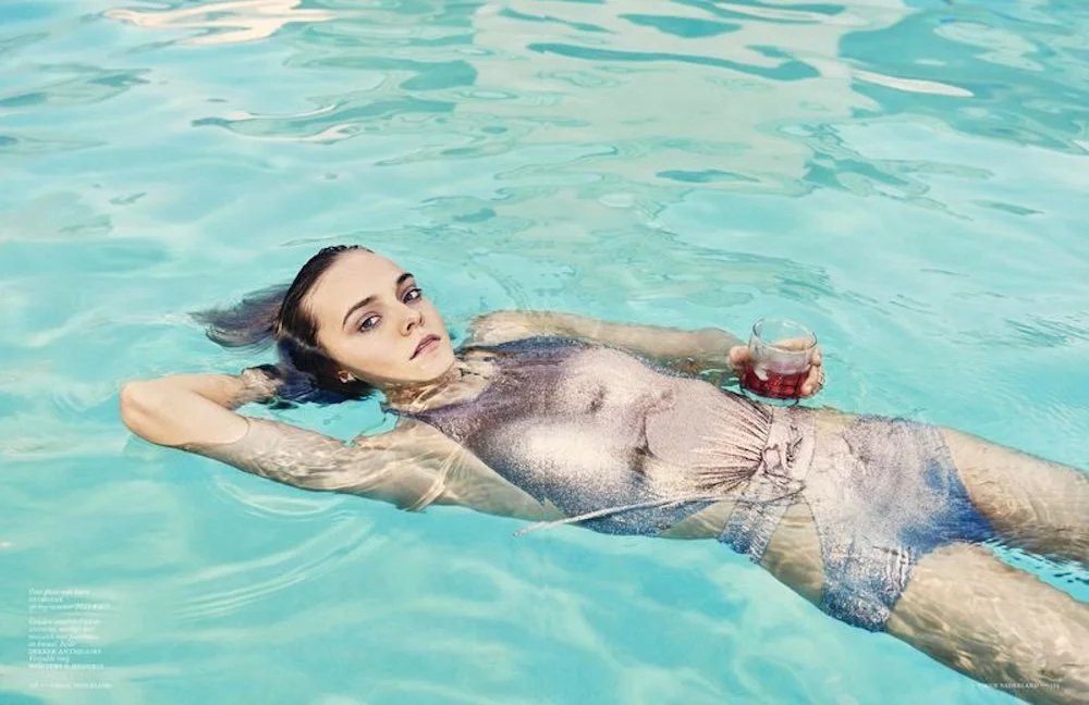 Nimue-Smit-by-Marc-de-Groot-Vogue-Netherlands-July-2015-4.jpg