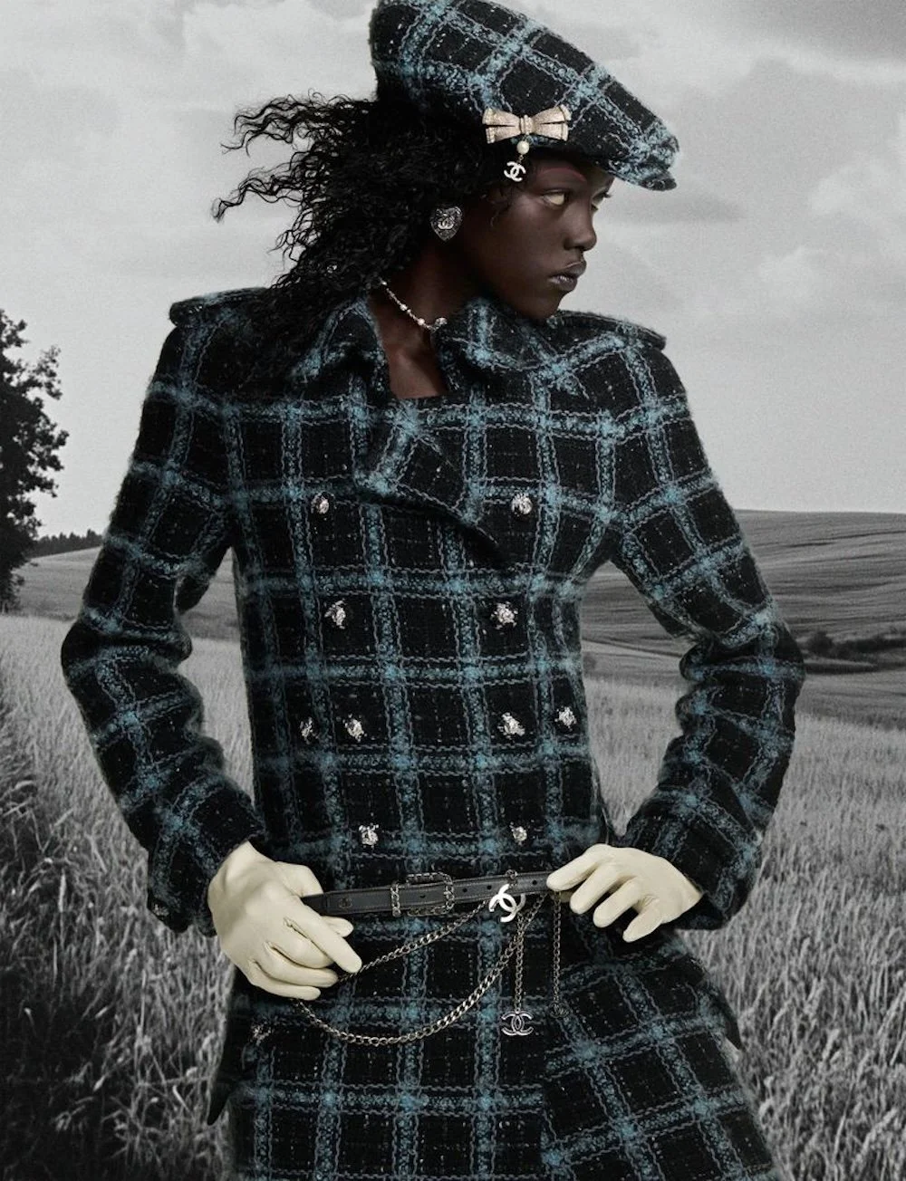Alaato-Jazyper-by-Charlotte-Wales-Chanel-Re-Edition-Magazine-F2024-6.jpg