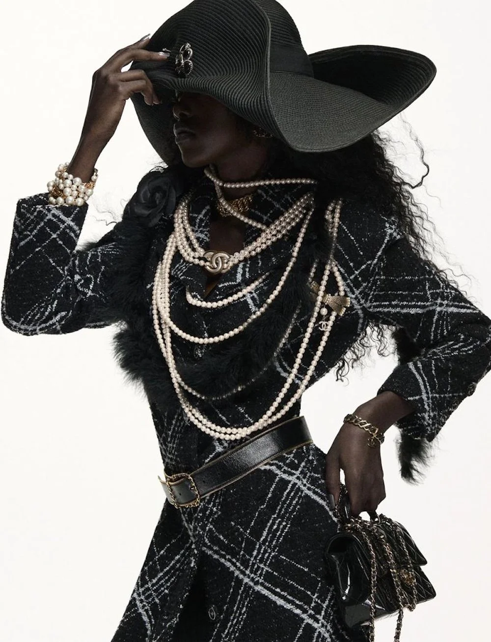 Alaato-Jazyper-by-Charlotte-Wales-Chanel-Re-Edition-Magazine-F2024-14.jpg