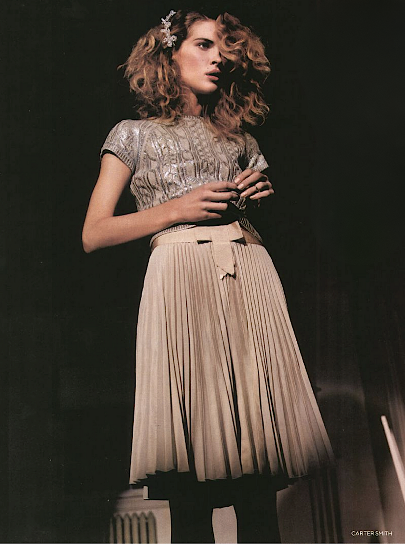 Erin-Wasson-the-Dress-Rehearsal-Vogue-UK-April-2005-4.png
