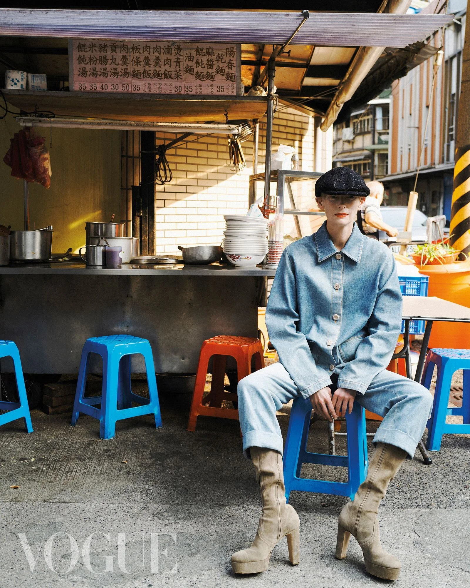 Tilda-Swinton-by-Zhong-Lin-Vogue-Taiwan-December-2024-6.jpg