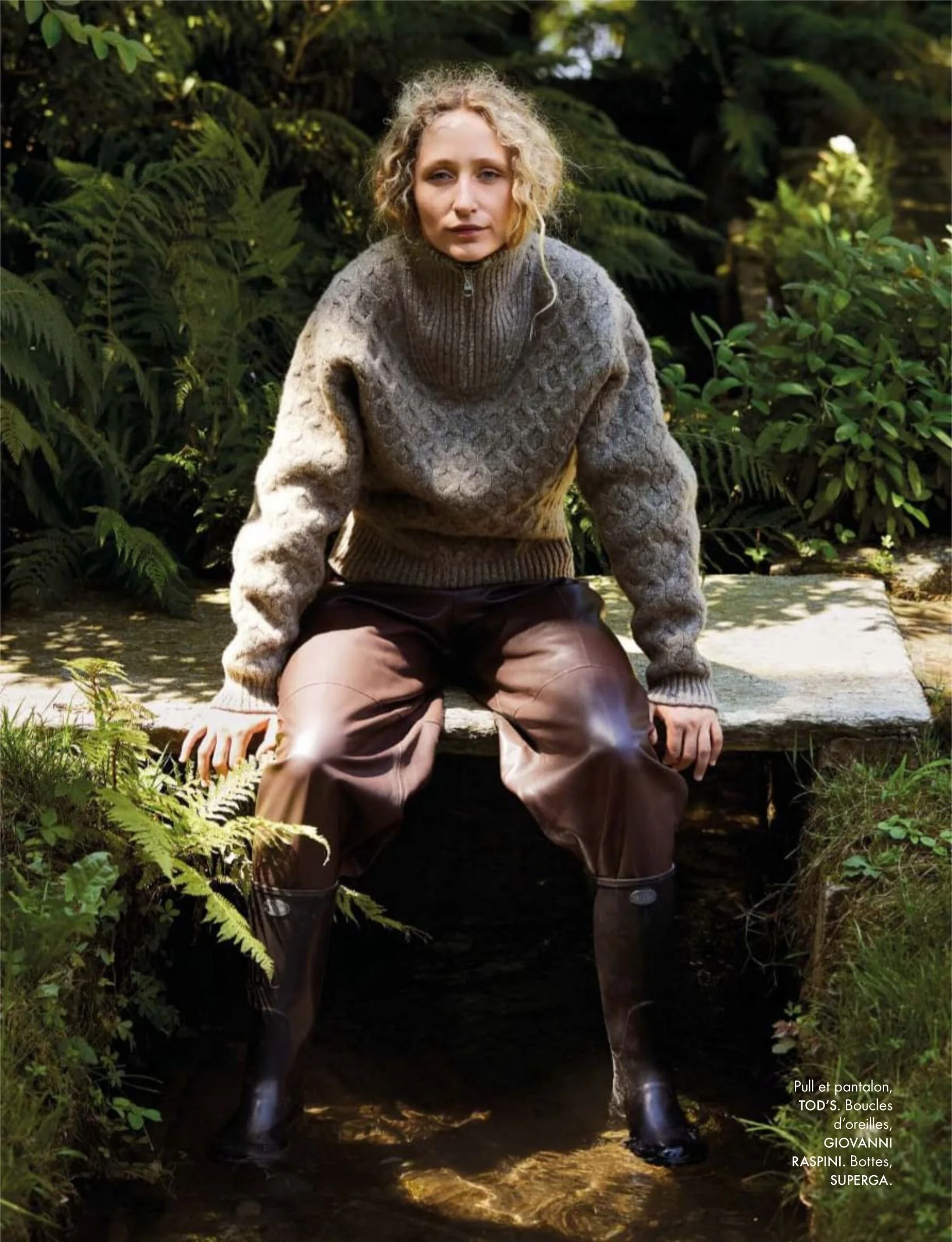 Elfie-Reigate-by-Neil-Gavin-ELLE-France-Novemver-28, 2024-9.jpg