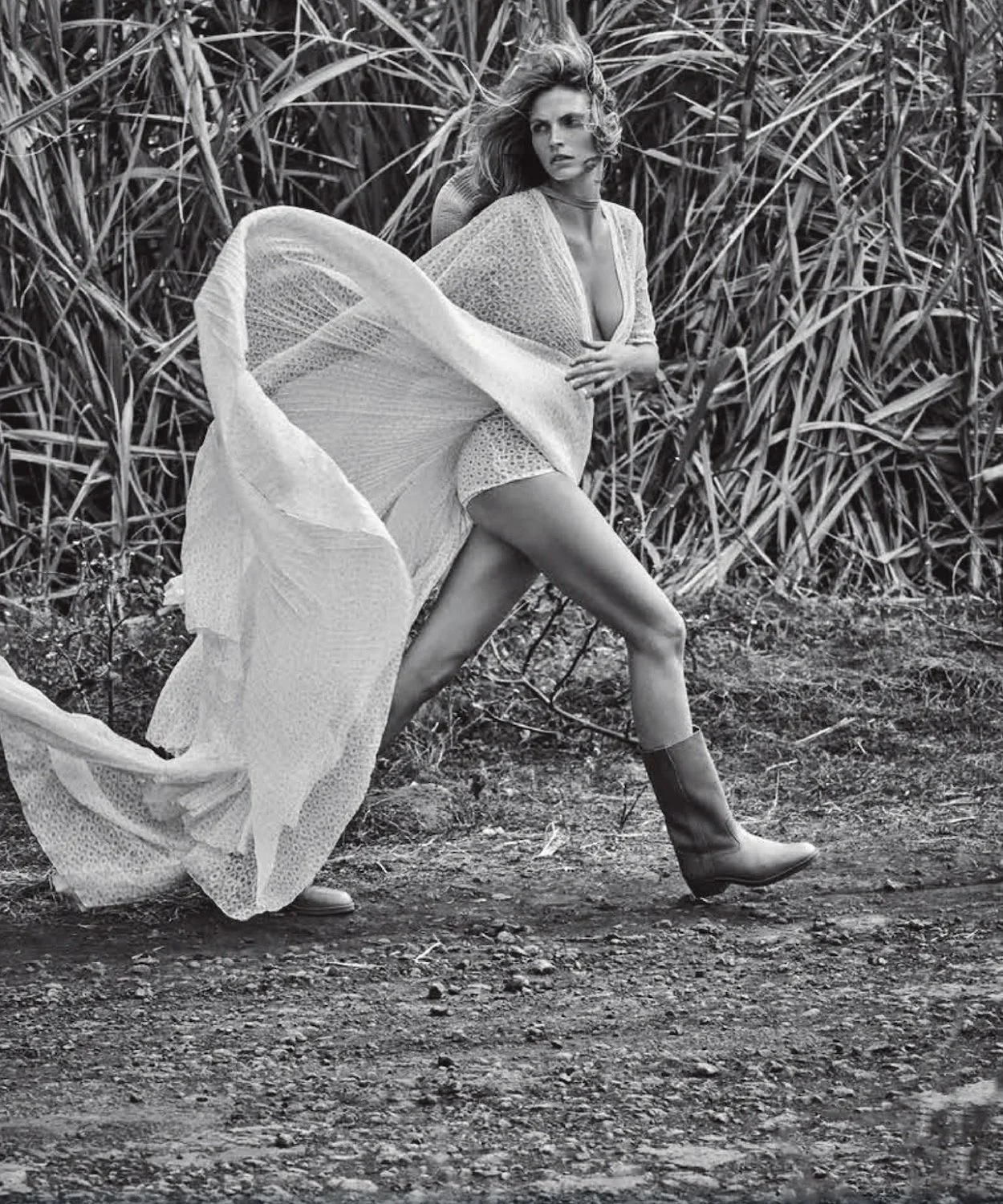 Karlina-Caune-by-Joseph-Degbadjo-Madame-Figaro-November-2024-9.jpg