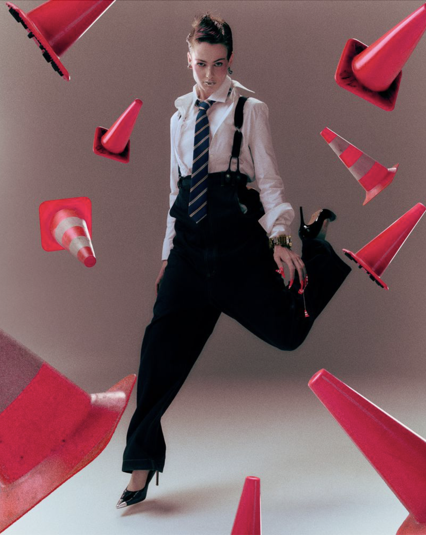 Walk-Don't-Run-Vogue-Czecj-December-2024-2.png